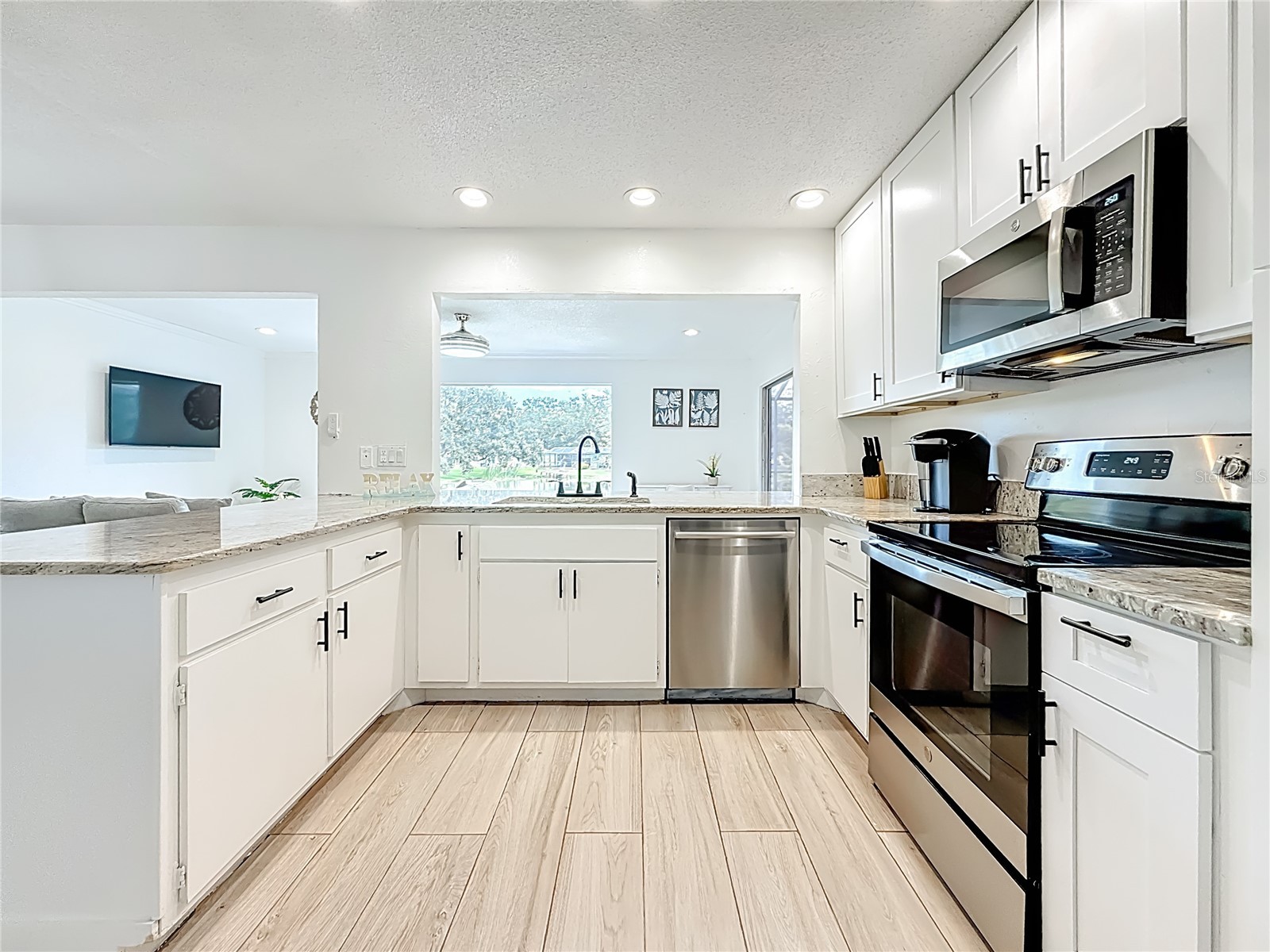 2071 Butternut Circle E Clearwater FL 33763 TB8486461 image20
