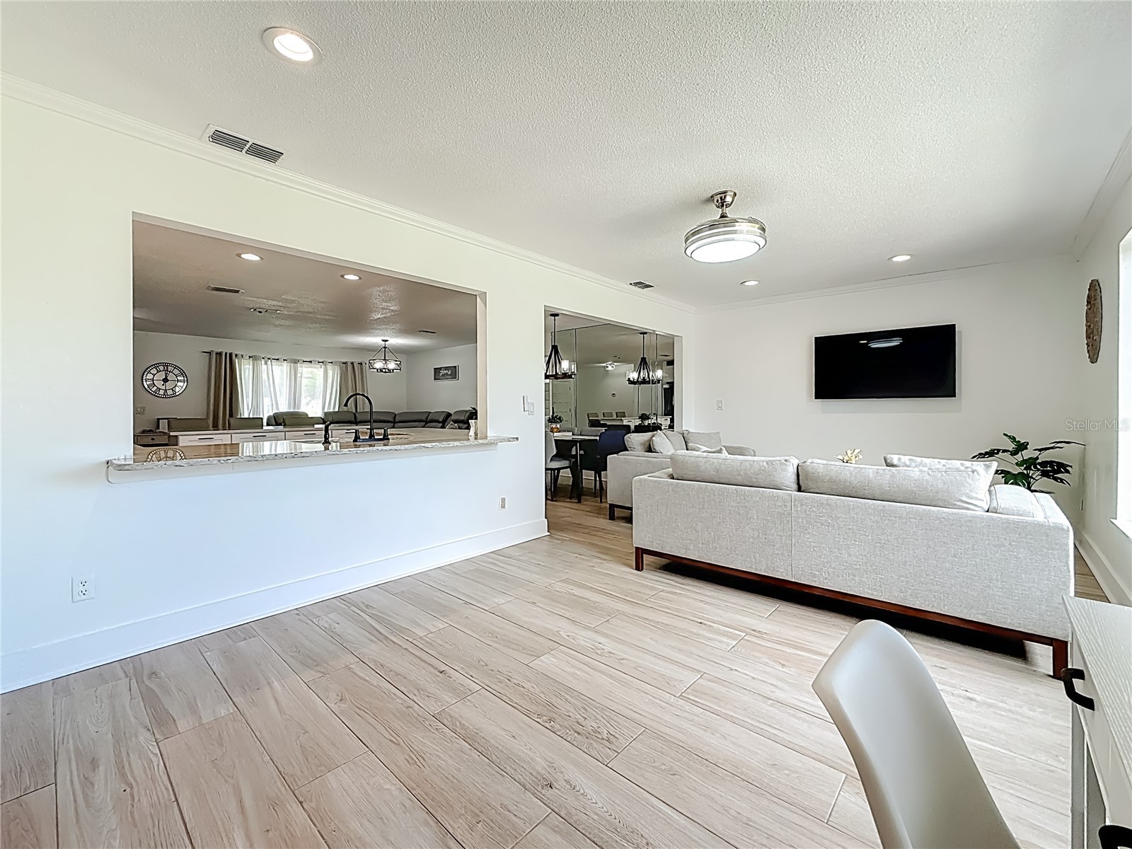 2071 Butternut Circle E Clearwater FL 33763 TB8486461 image34