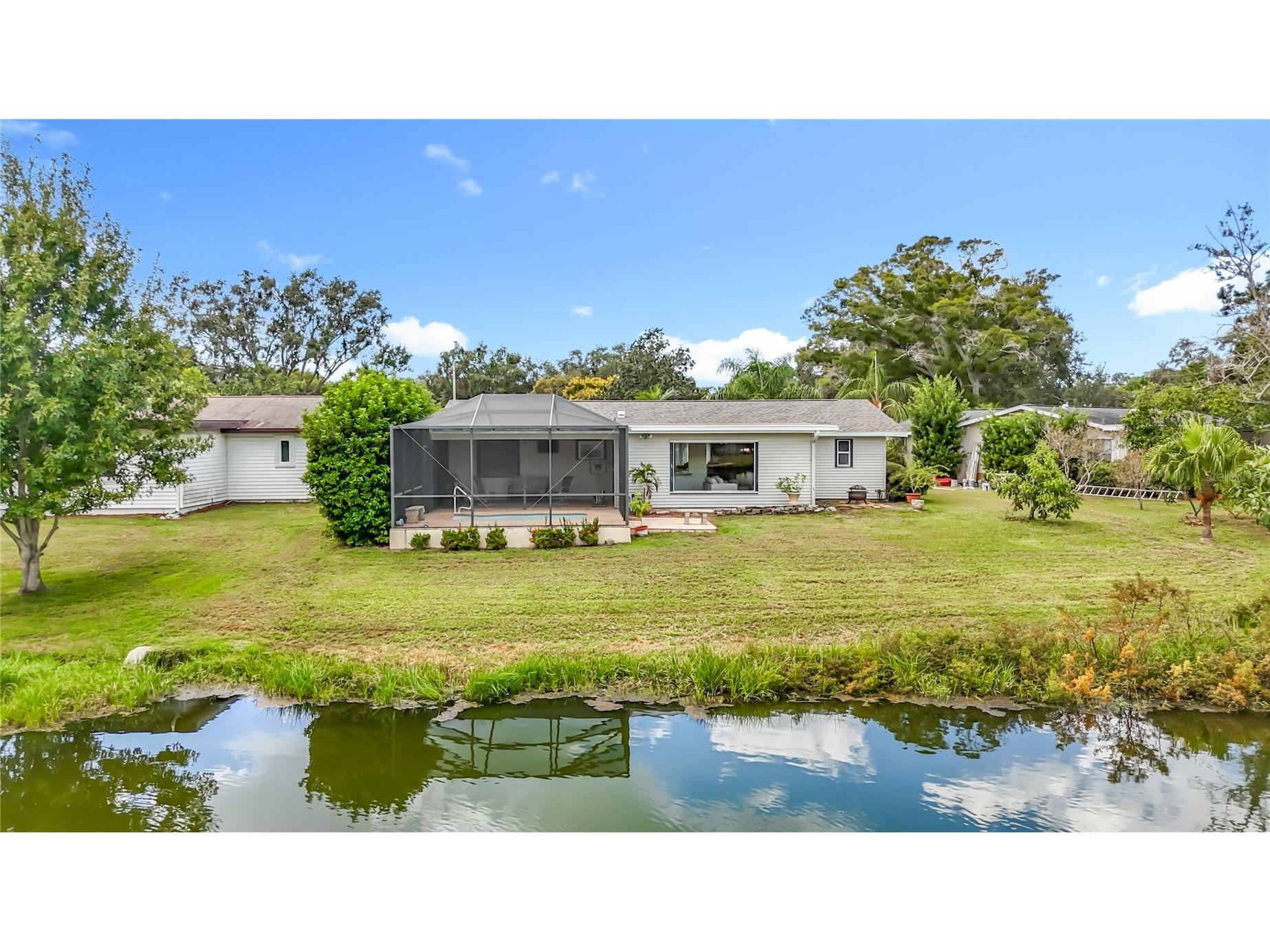 2071 Butternut Circle E Clearwater FL 33763 TB8486461 image69