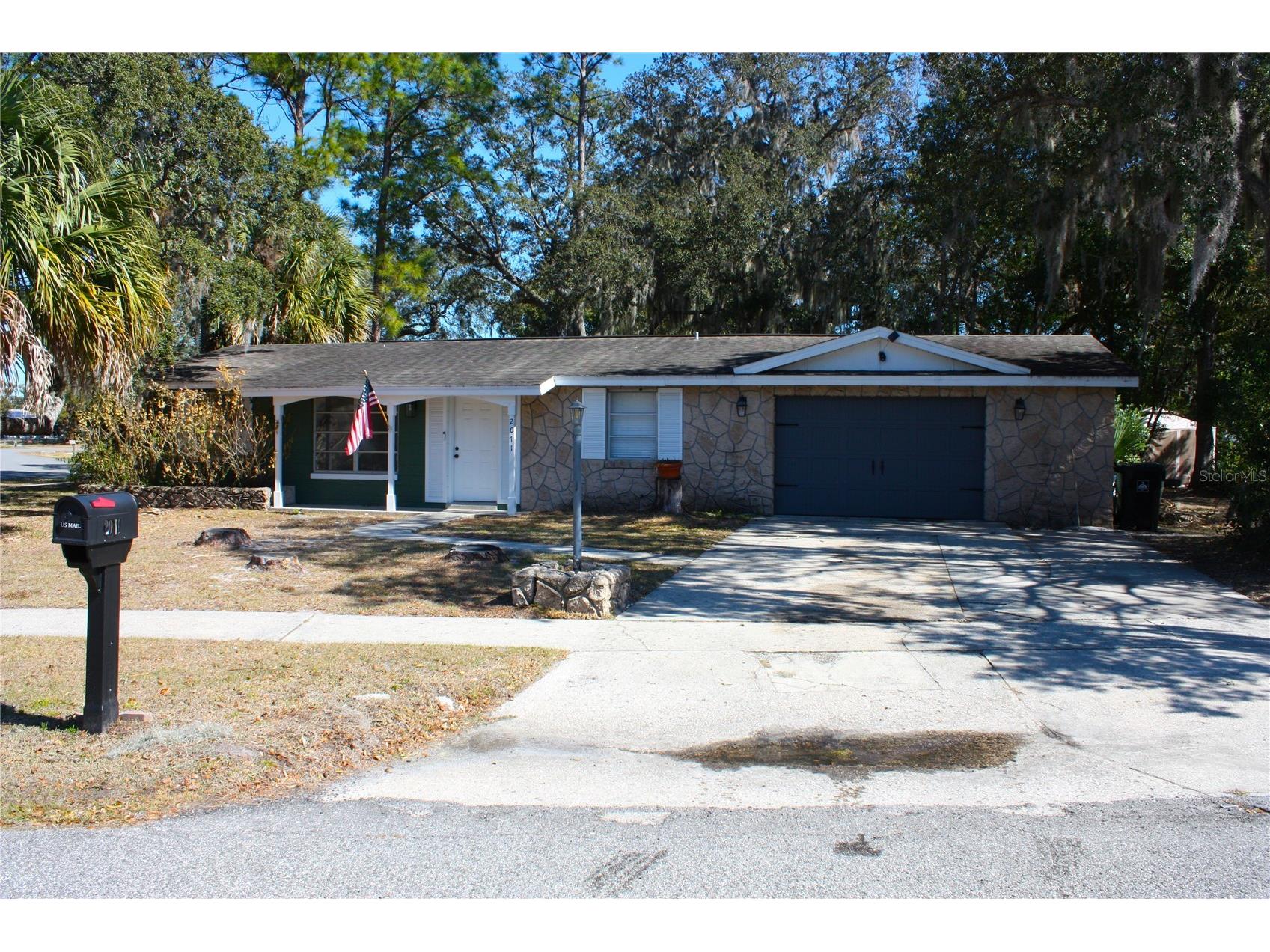 2071 Canal Rd  