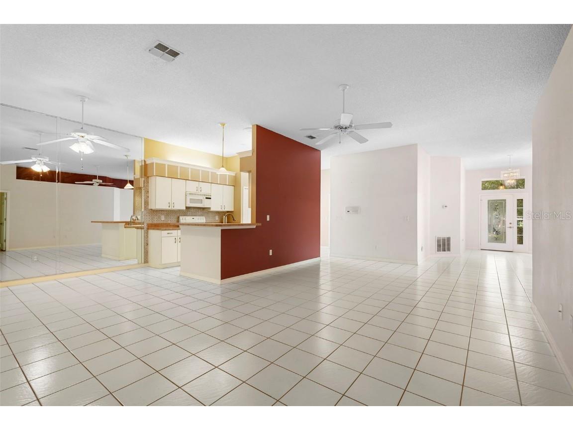 2071 Friar Tuck Lane Orange City FL 32763 V4944884 image16