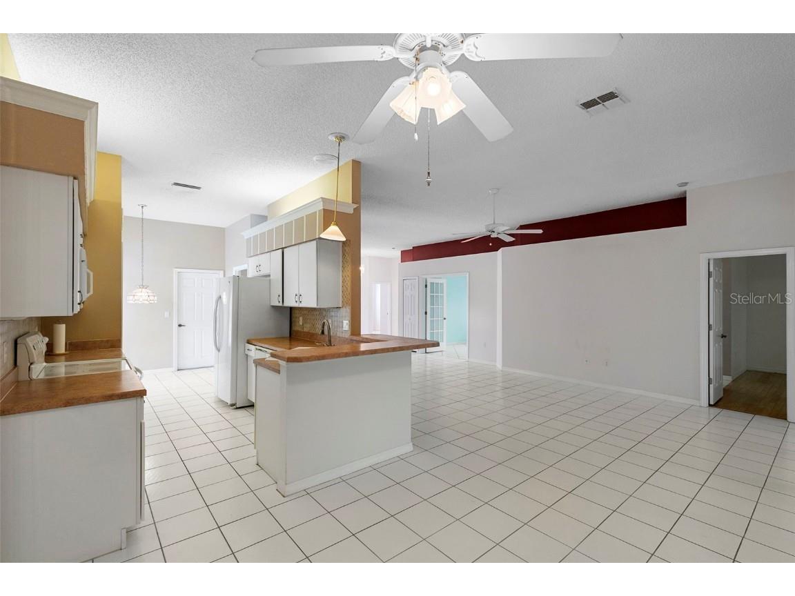 2071 Friar Tuck Lane Orange City FL 32763 V4944884 image24