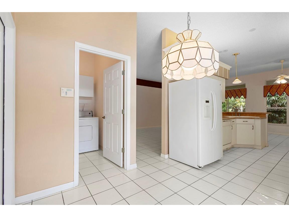 2071 Friar Tuck Lane Orange City FL 32763 V4944884 image25