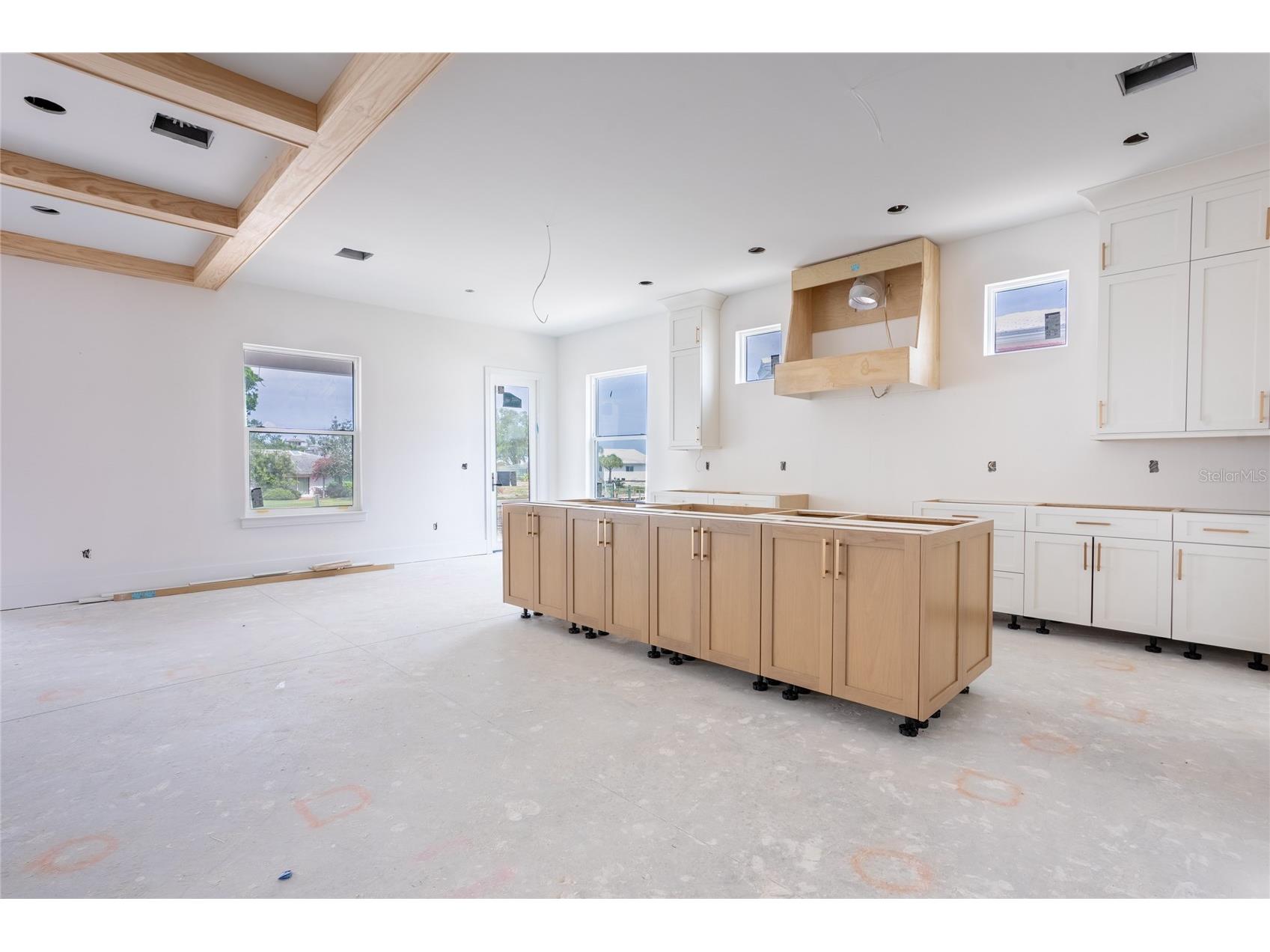 2071 Illinois Avenue NE Saint Petersburg FL 33703 TB8494822 image10
