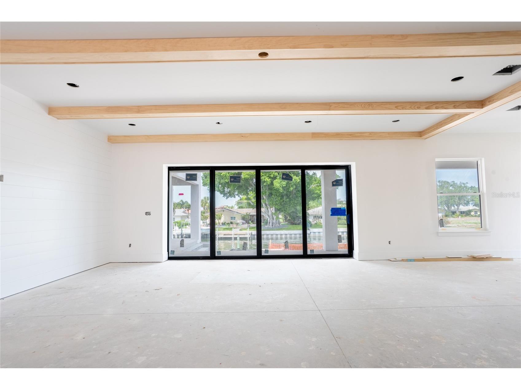 2071 Illinois Avenue NE Saint Petersburg FL 33703 TB8494822 image14