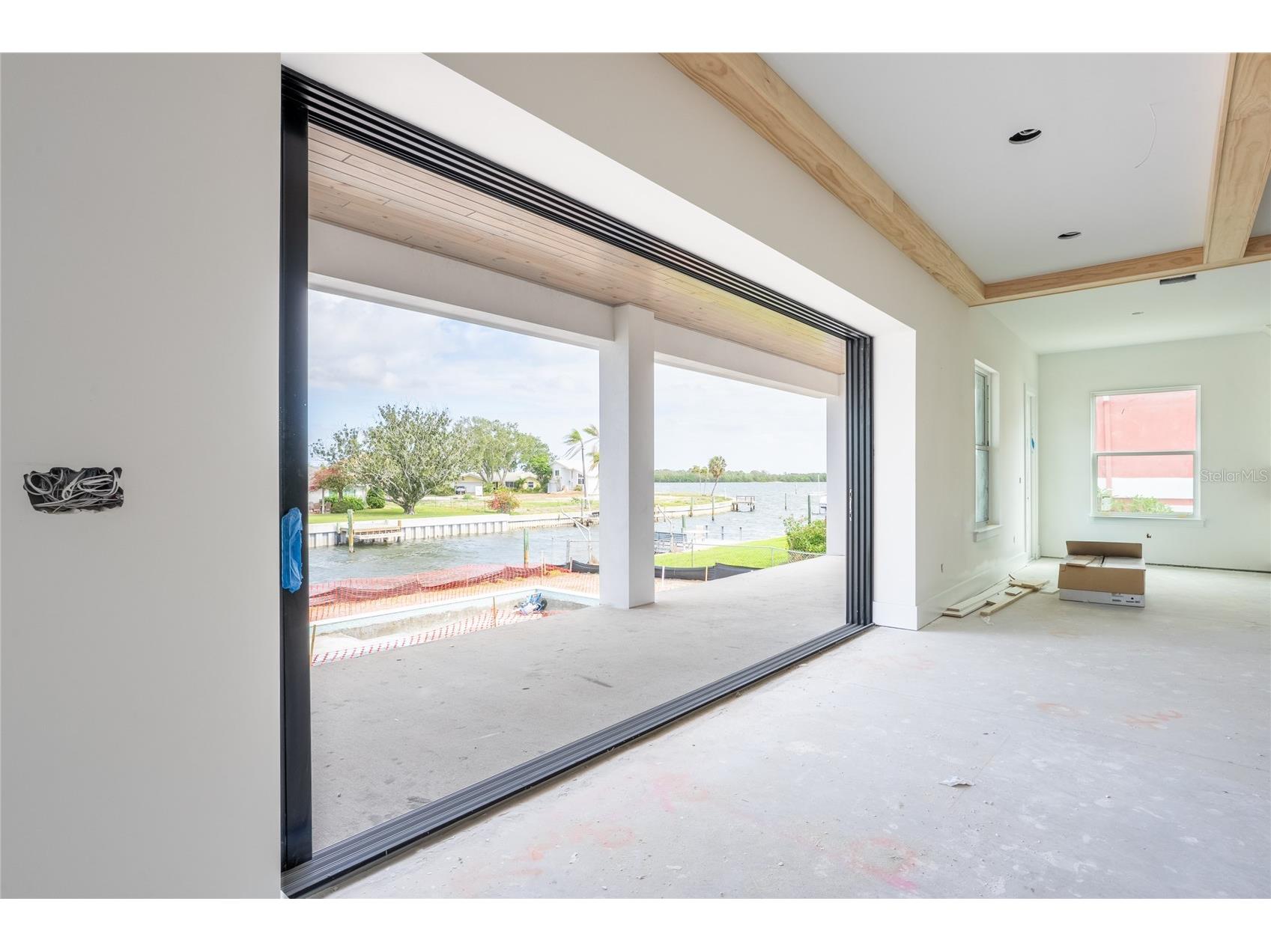 2071 Illinois Avenue NE Saint Petersburg FL 33703 TB8494822 image17