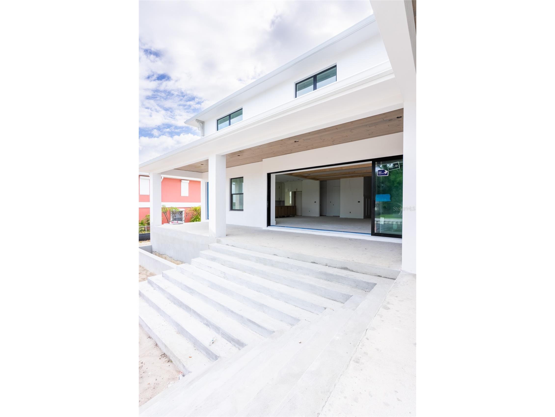 2071 Illinois Avenue NE Saint Petersburg FL 33703 TB8494822 image44