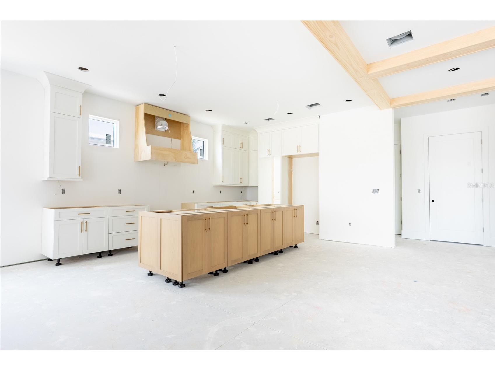 2071 Illinois Avenue NE Saint Petersburg FL 33703 TB8494822 image9