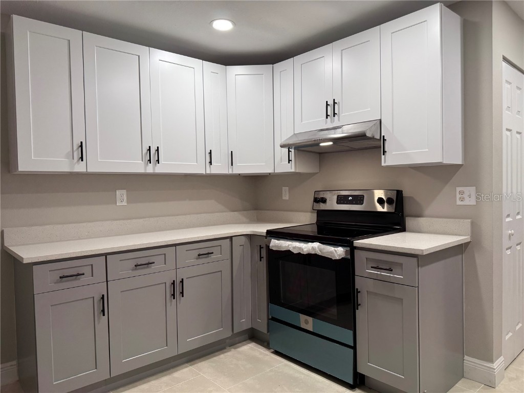 2071 Liston Court Orlando FL 32811 O6340288 image10