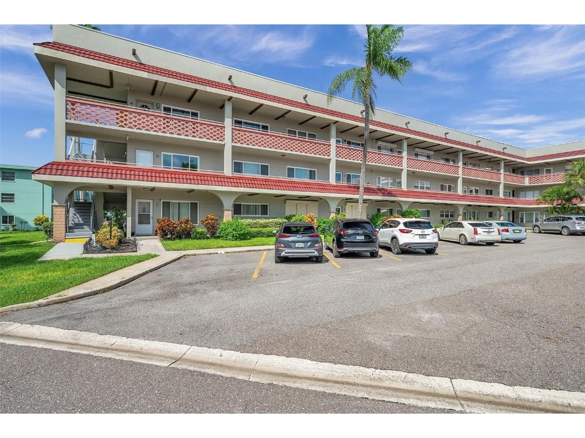 2072 Australia Way W #28 Clearwater FL 33763 U8252970 image1