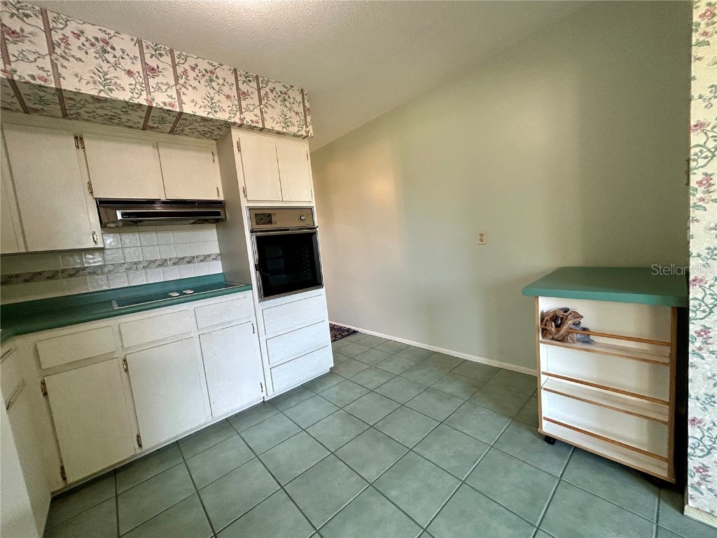 2072 Australia Way W #32 Clearwater FL 33763 TB8429687 image9