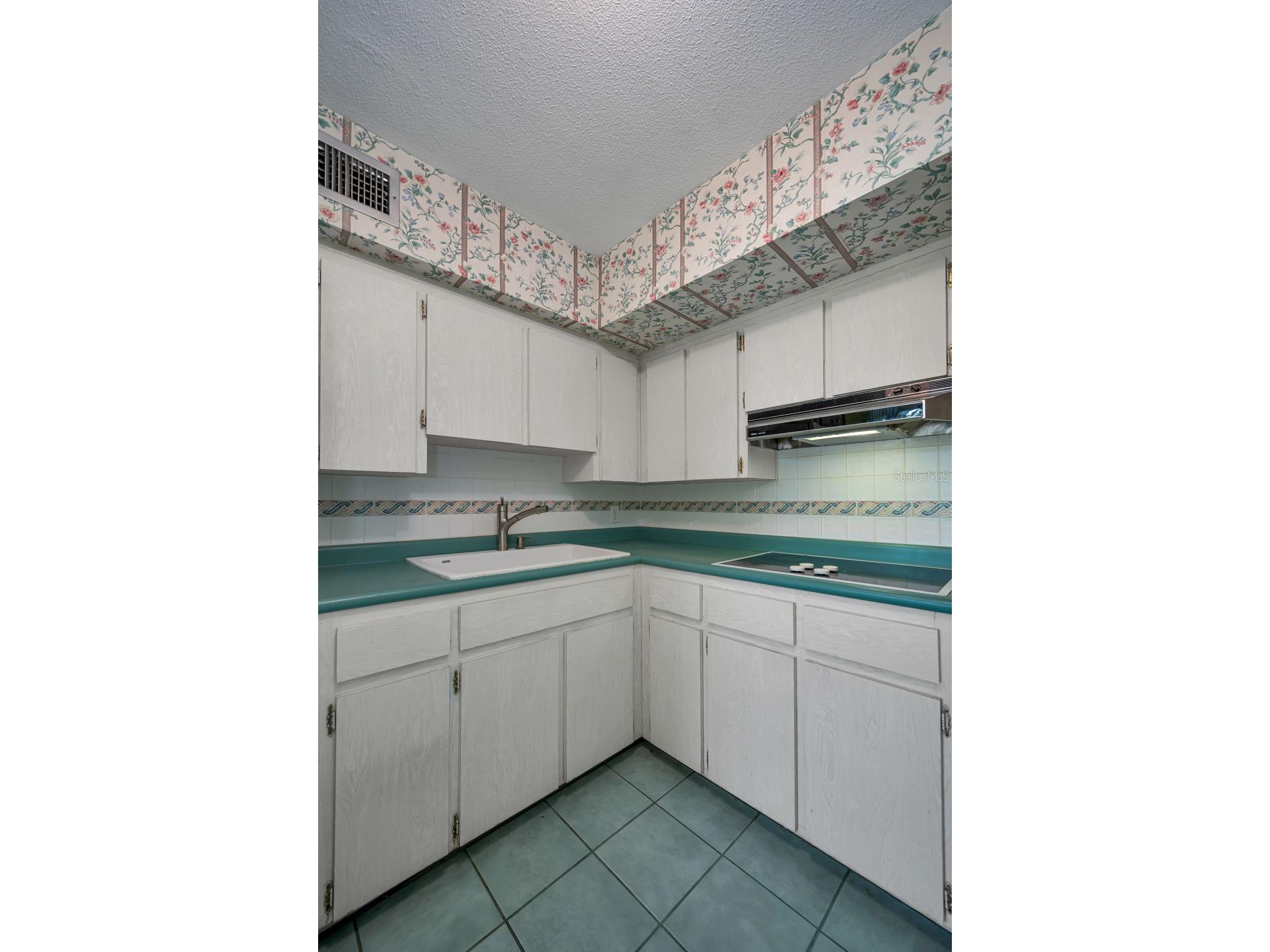 2072 Australia Way W #32 Clearwater FL 33763 TB8514076 image16