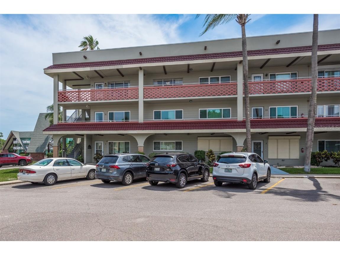 2072 Australia Way W #42 Clearwater FL 33763 U8199922 image1