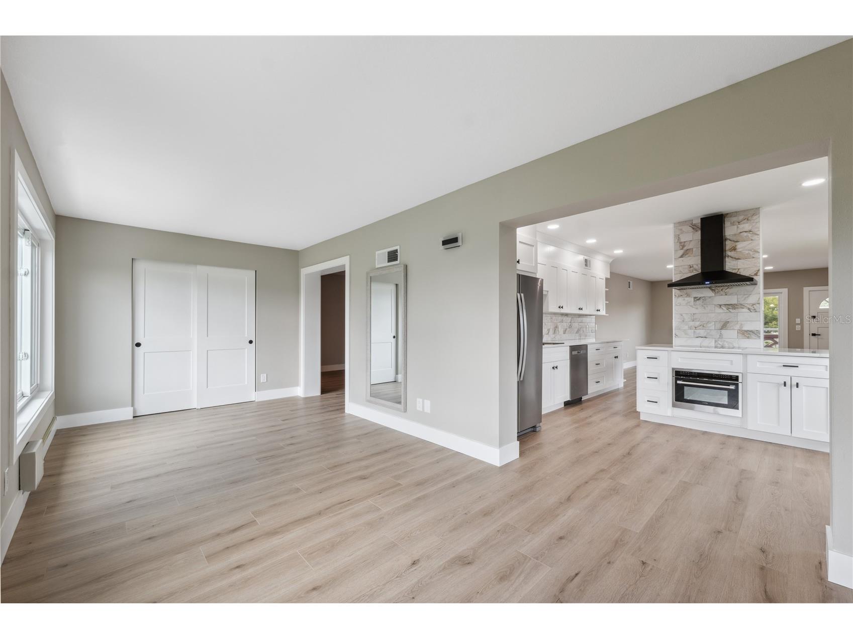 2072 Australia Way W #42 Clearwater FL 33763 TB8503415 image13