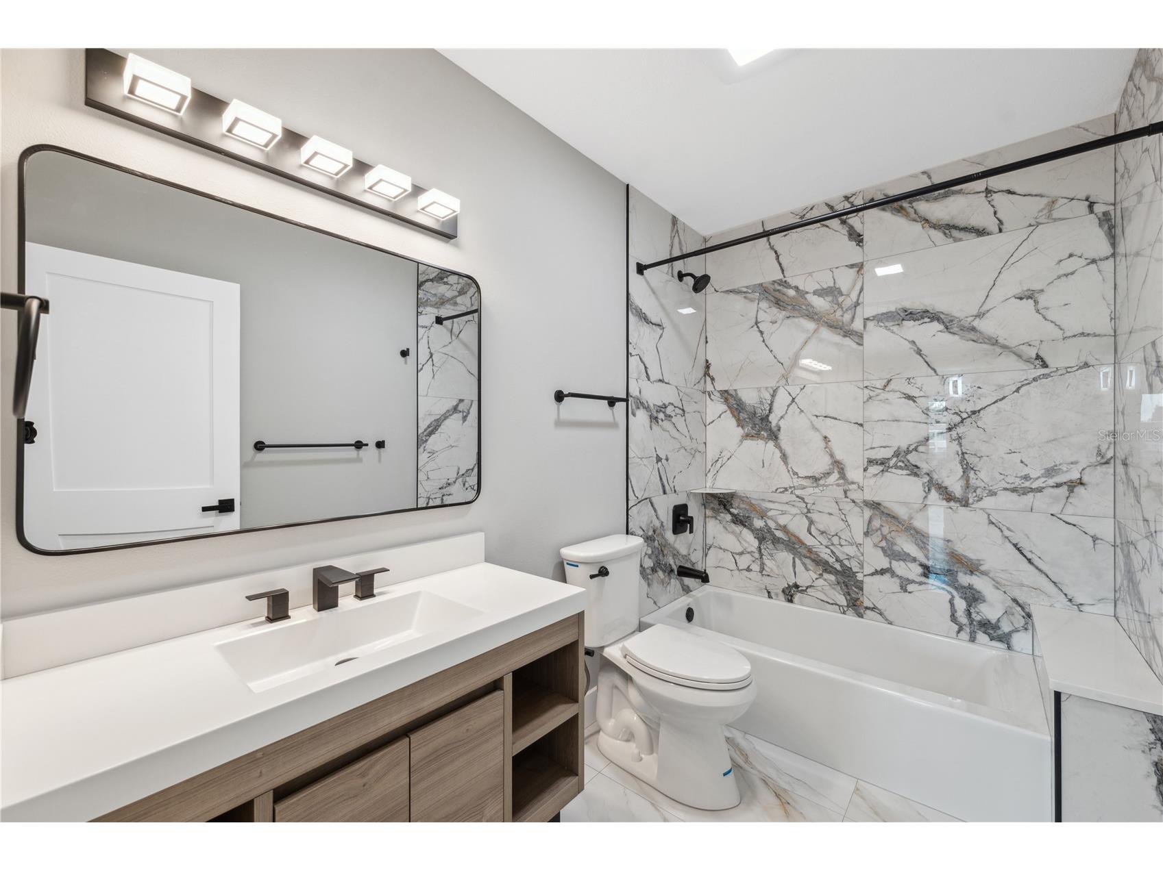2072 Australia Way W #42 Clearwater FL 33763 TB8503415 image23