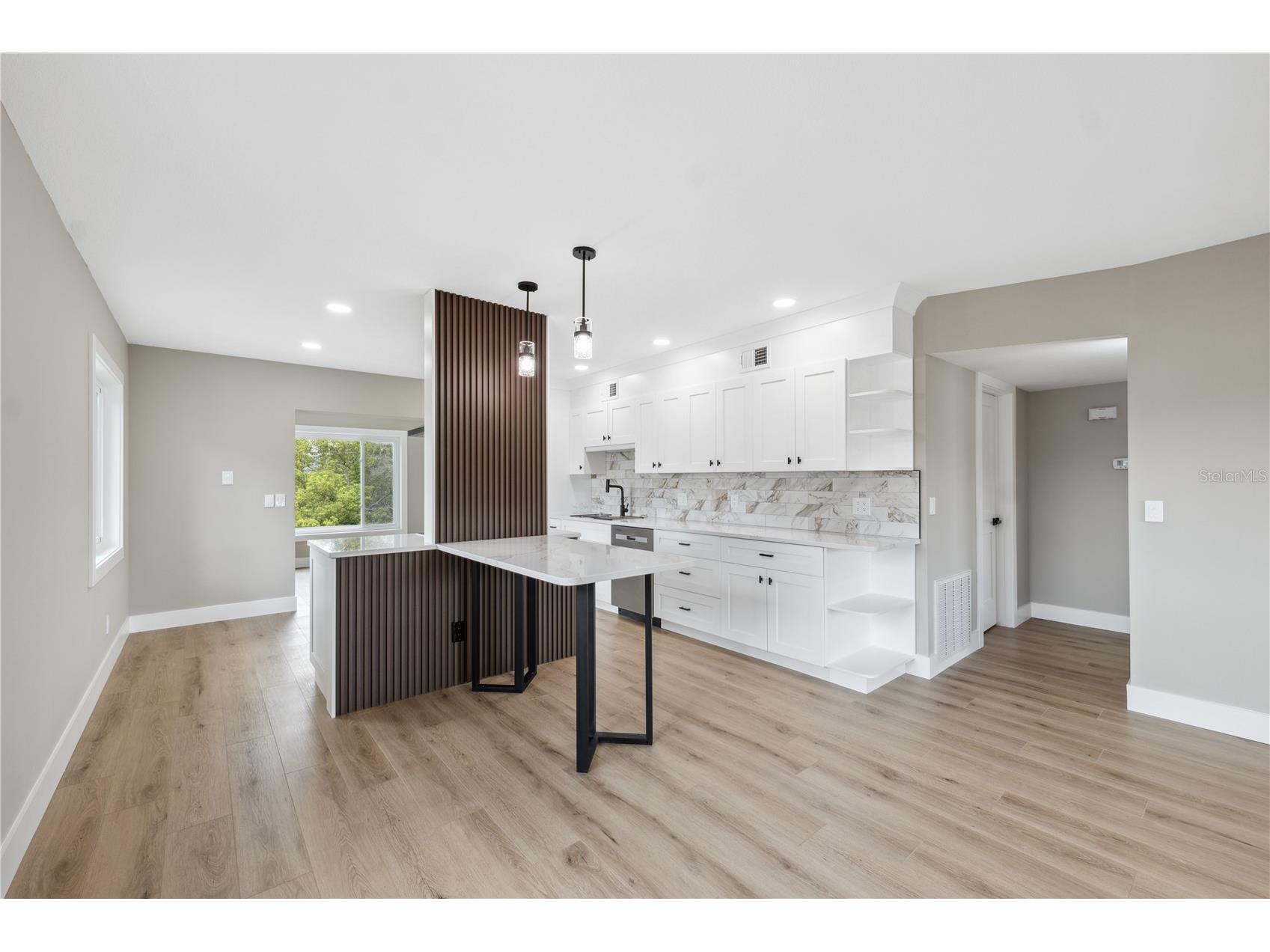 2072 Australia Way W #42 Clearwater FL 33763 TB8503415 image6