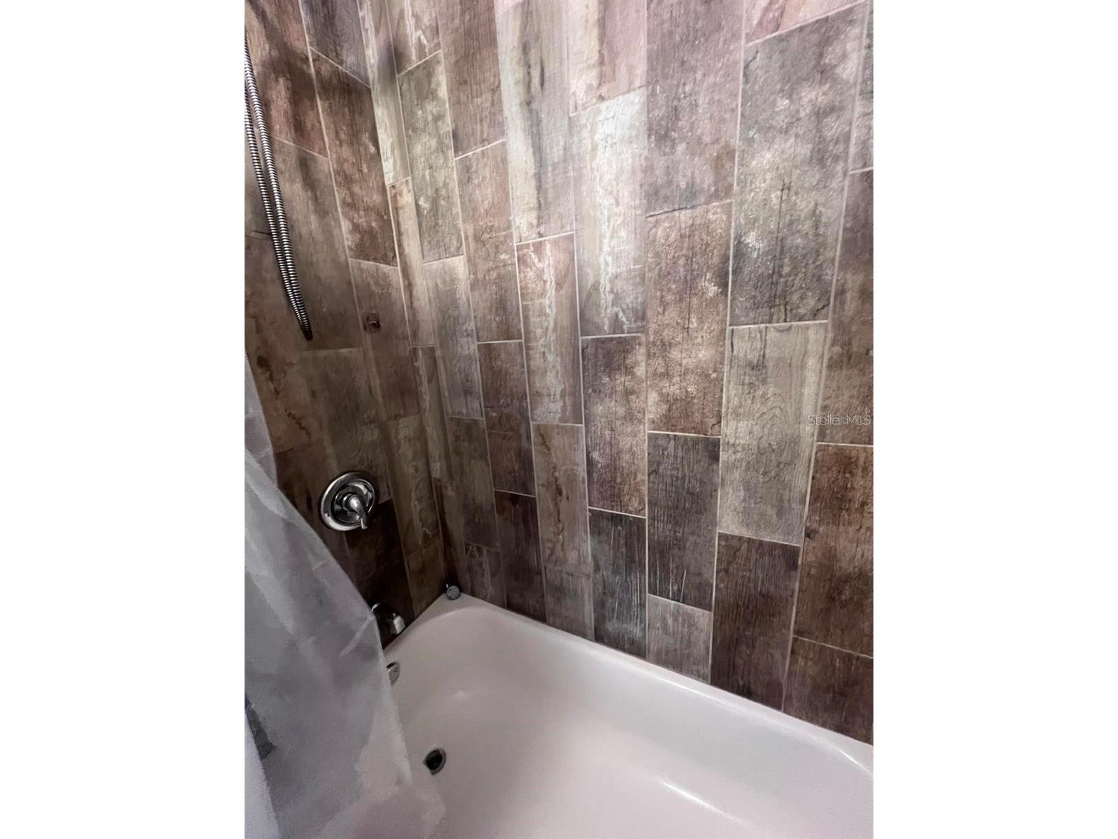 2072 Los Lomas Drive Clearwater FL 33763 TB8492621 image14