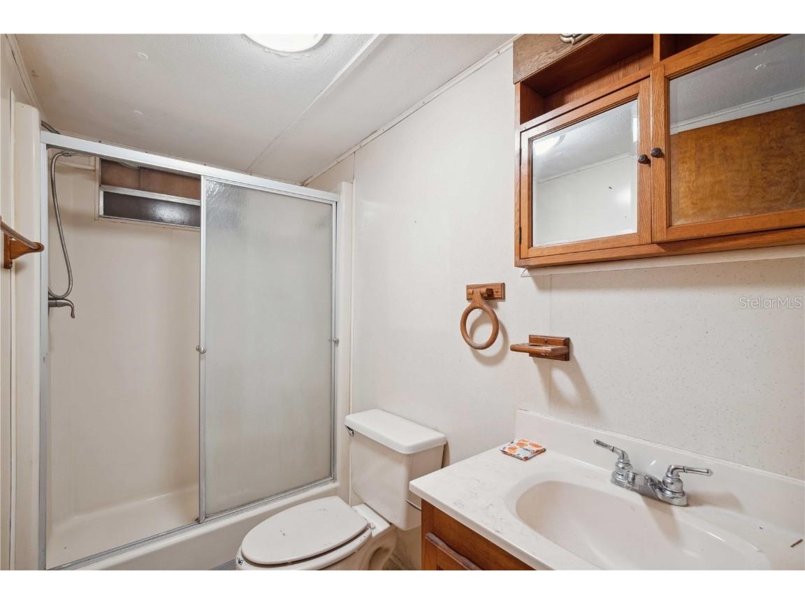 2072 NW 10th Terrace Lake Panasoffkee FL 33538 G5095396 image4