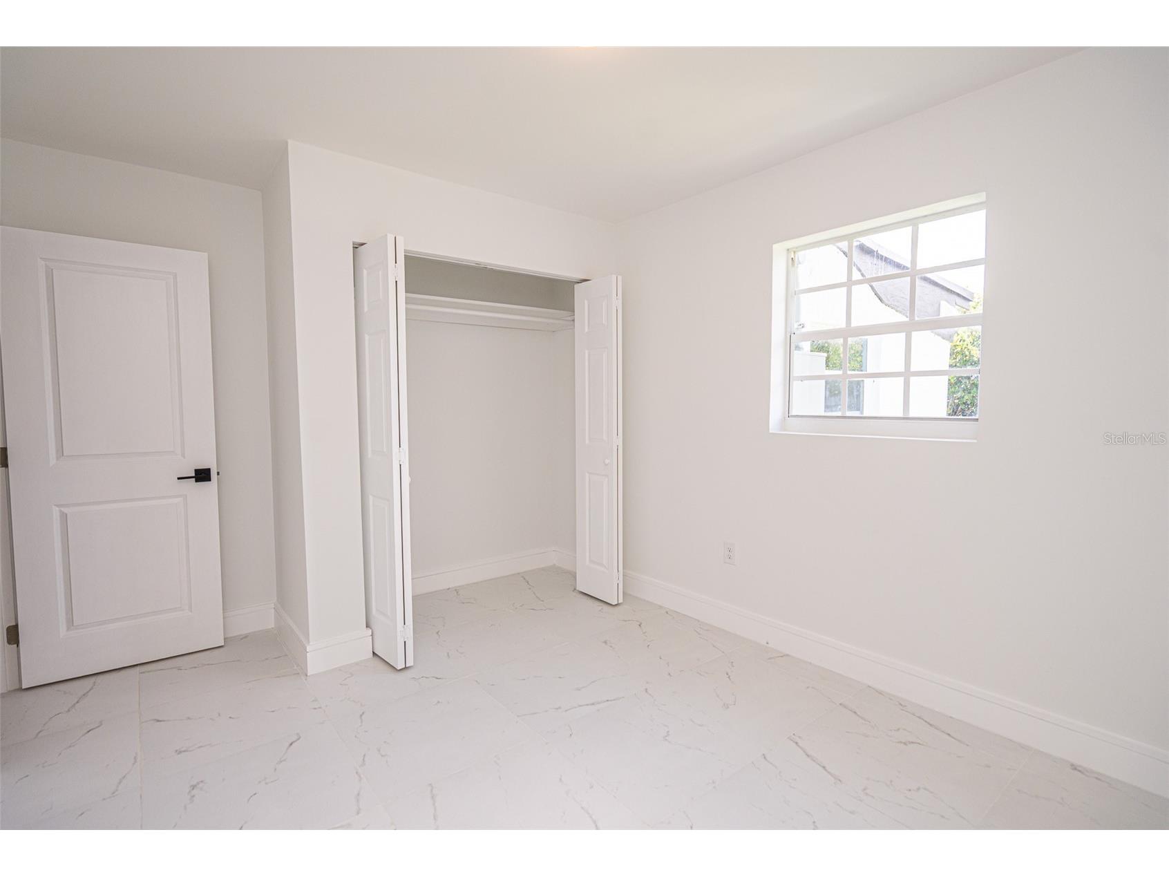 20720 NW 34 Avenue Miami Gardens FL 33056 TB8513778 image11