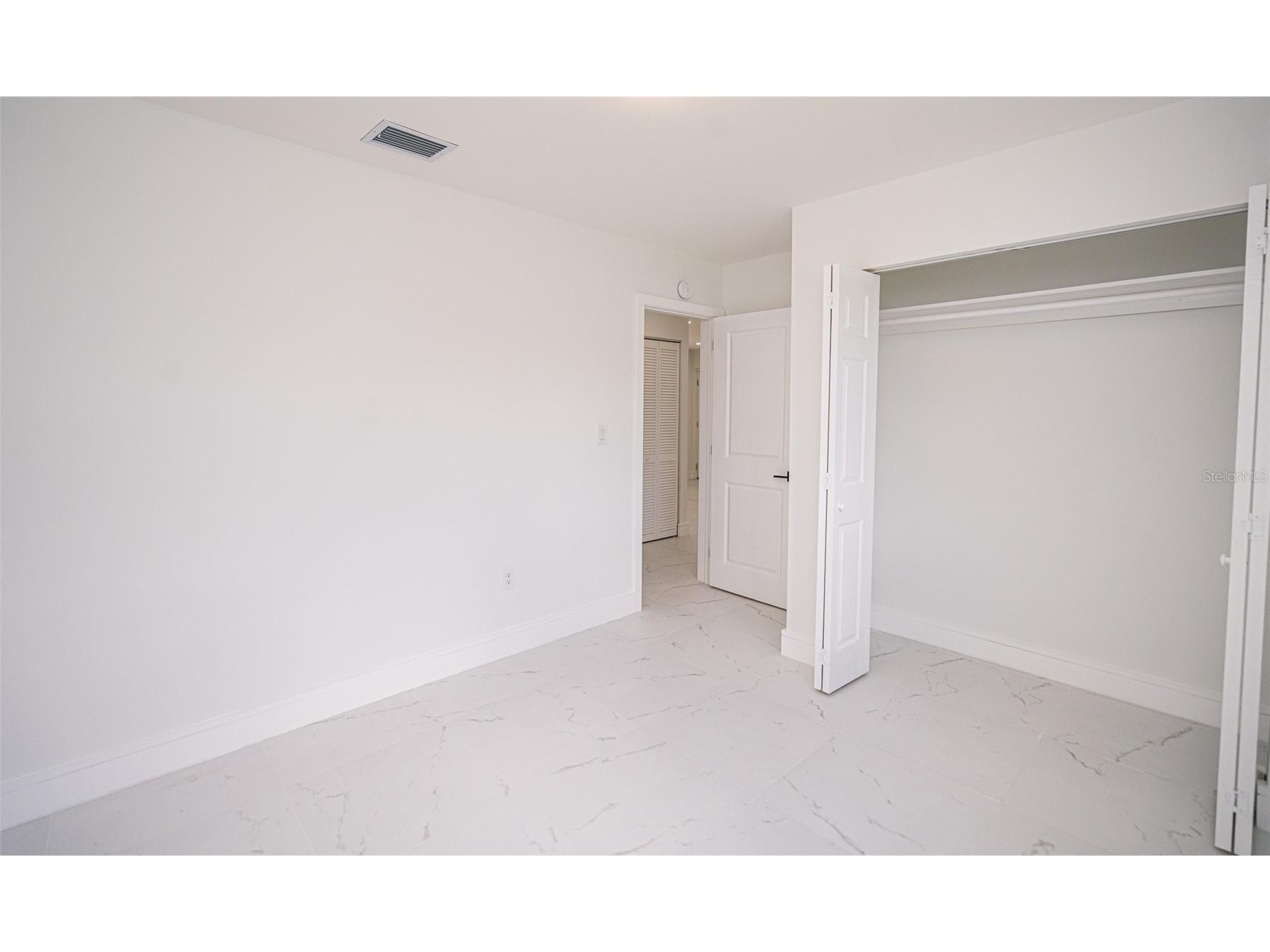 20720 NW 34 Avenue Miami Gardens FL 33056 TB8513778 image12