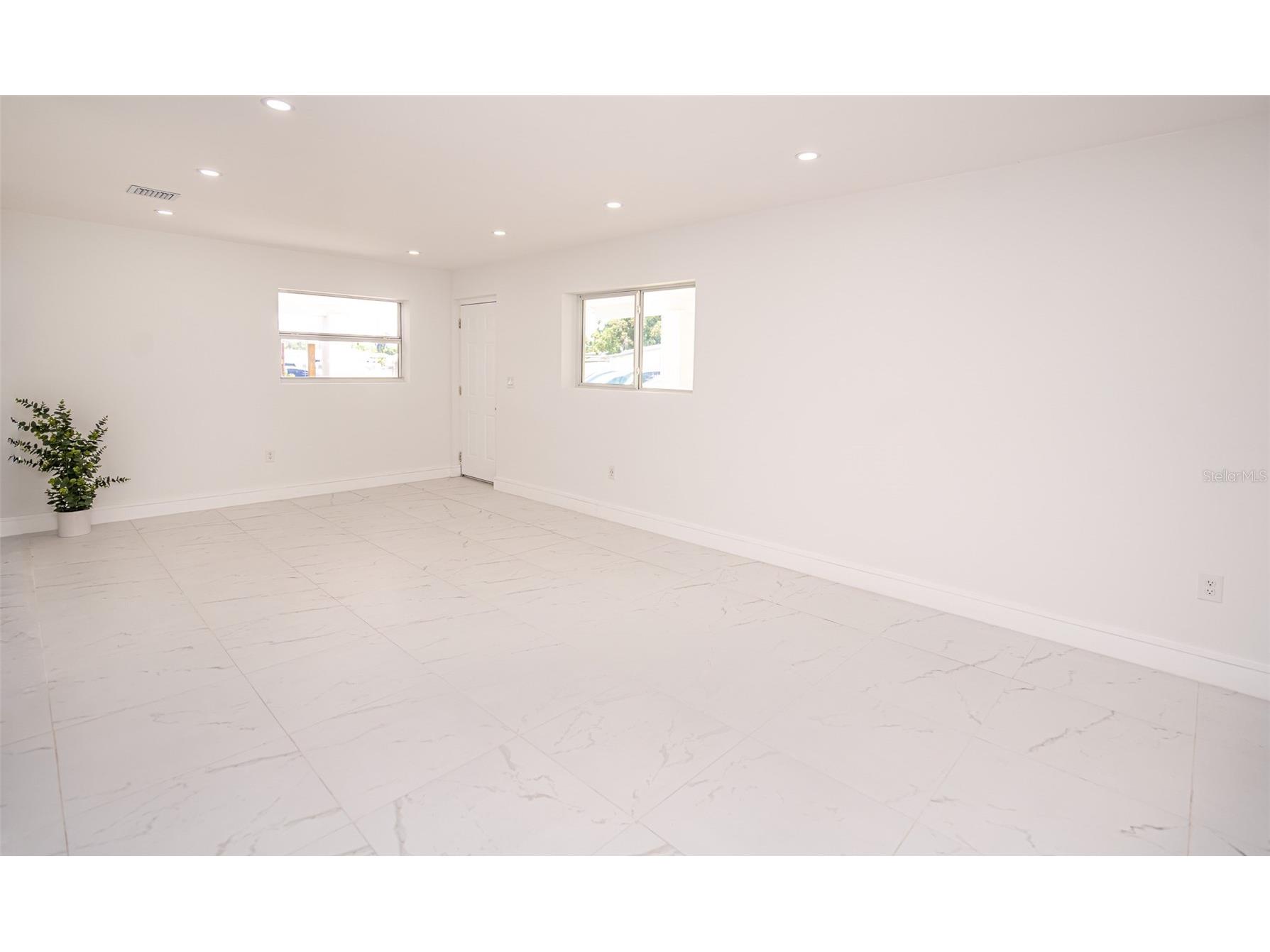 20720 NW 34 Avenue Miami Gardens FL 33056 TB8513778 image23