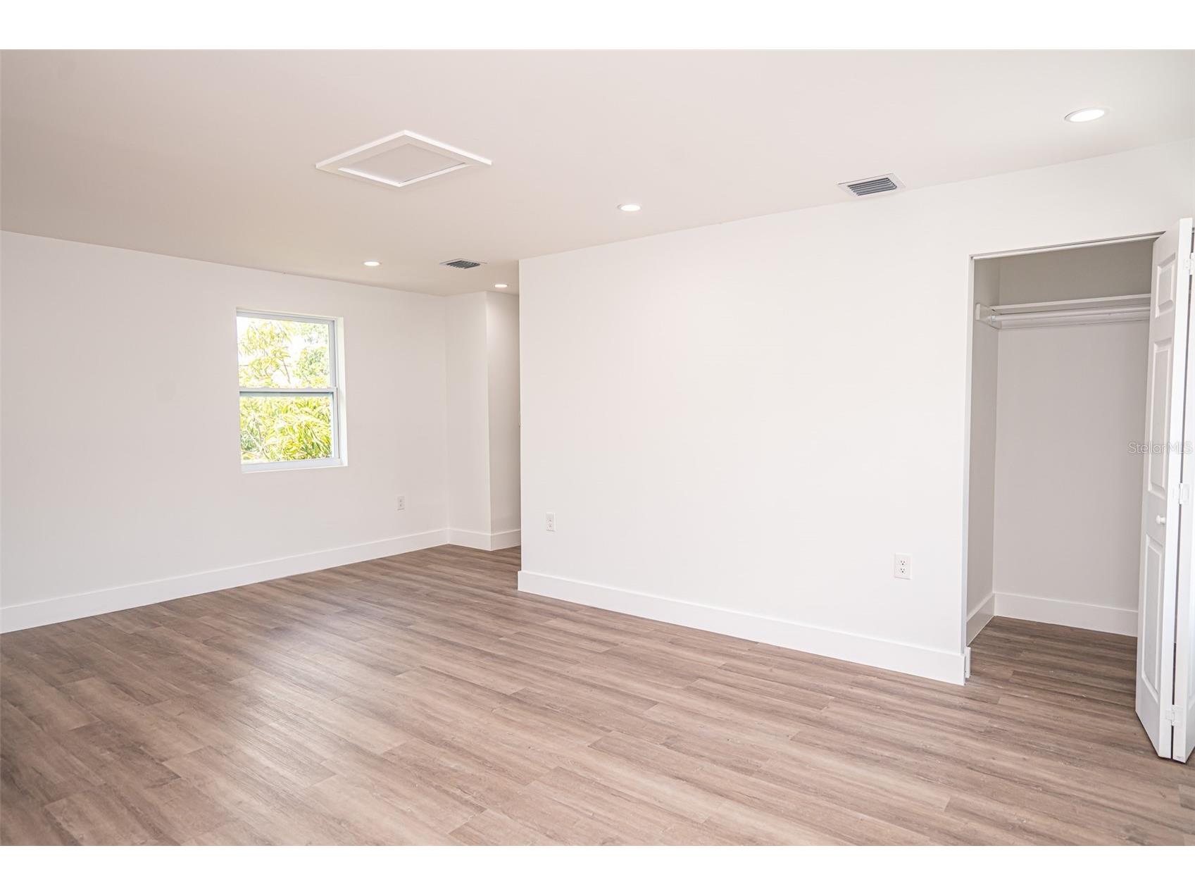 20720 NW 34 Avenue Miami Gardens FL 33056 TB8513778 image44