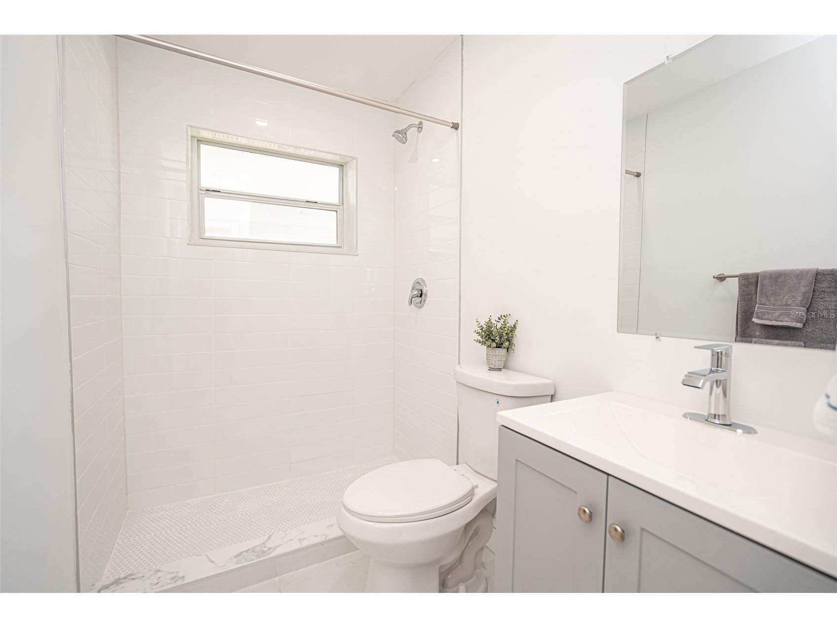 20720 NW 34 Avenue Miami Gardens FL 33056 TB8513778 image8