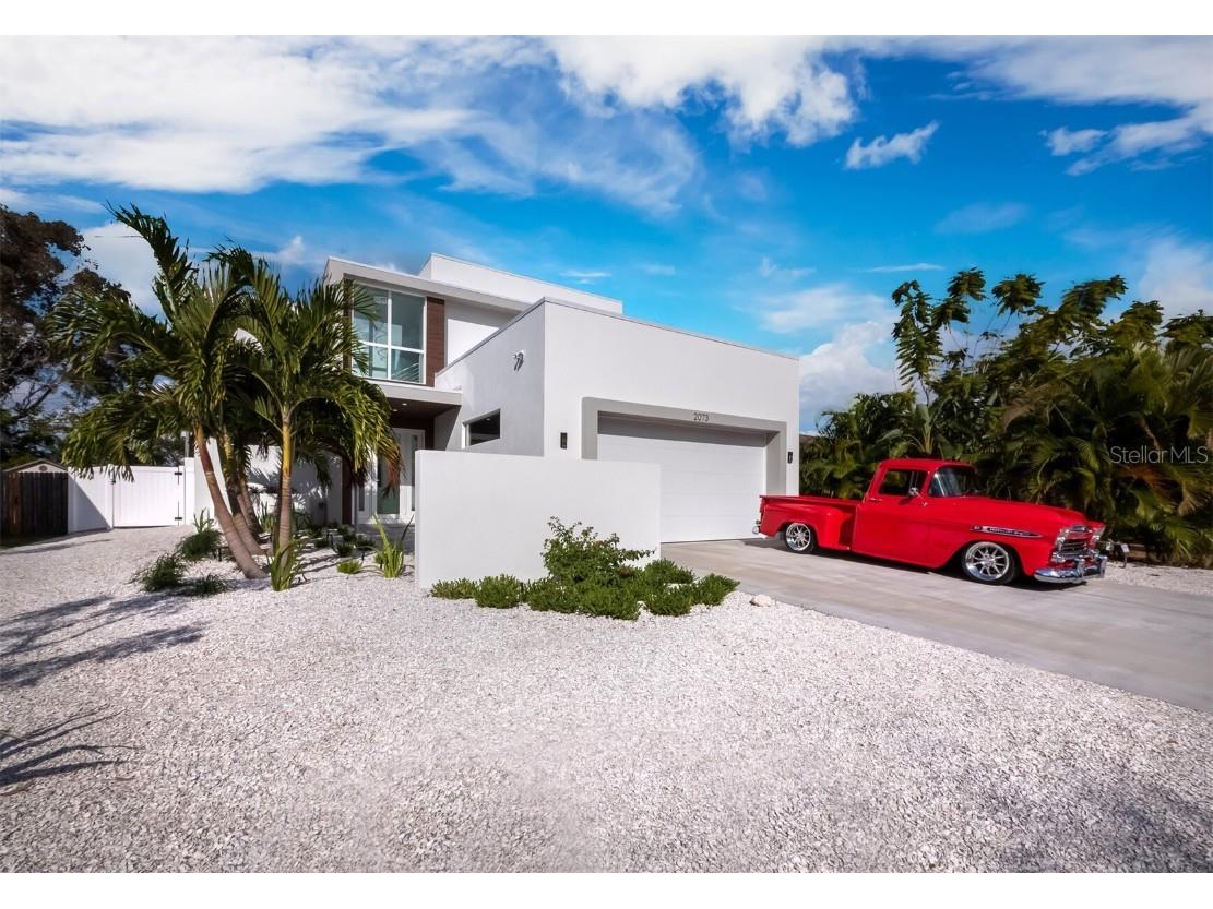 2073 Grove Street Sarasota FL 34239 A4508822 image1
