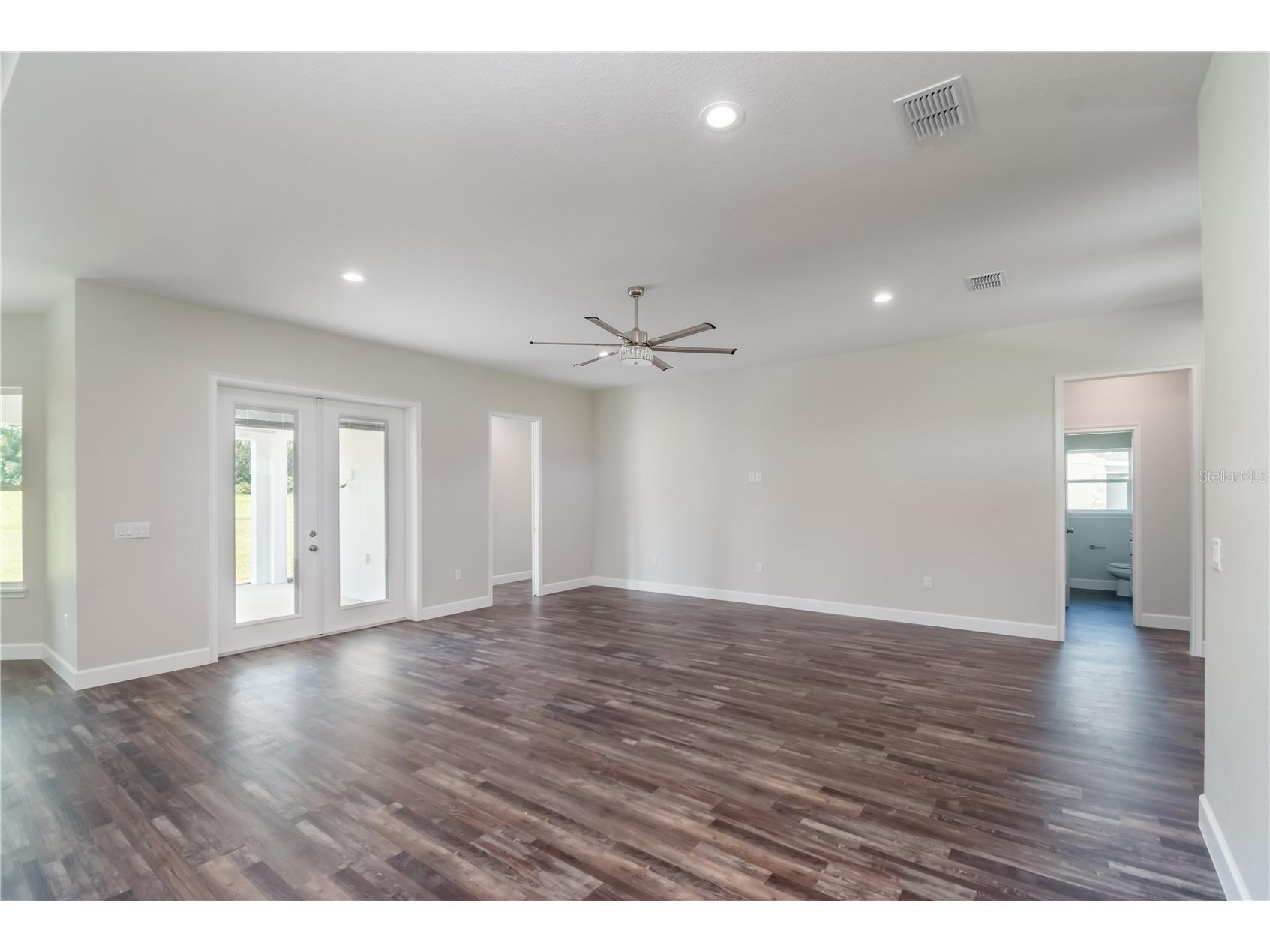 2073 NW 79th Loop Ocala FL 34475 OM687587 image22