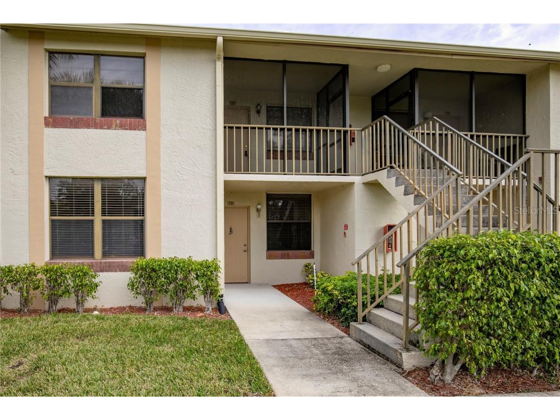 2073 Skimmer Court W #213 Clearwater FL 33762 U8199660 image1