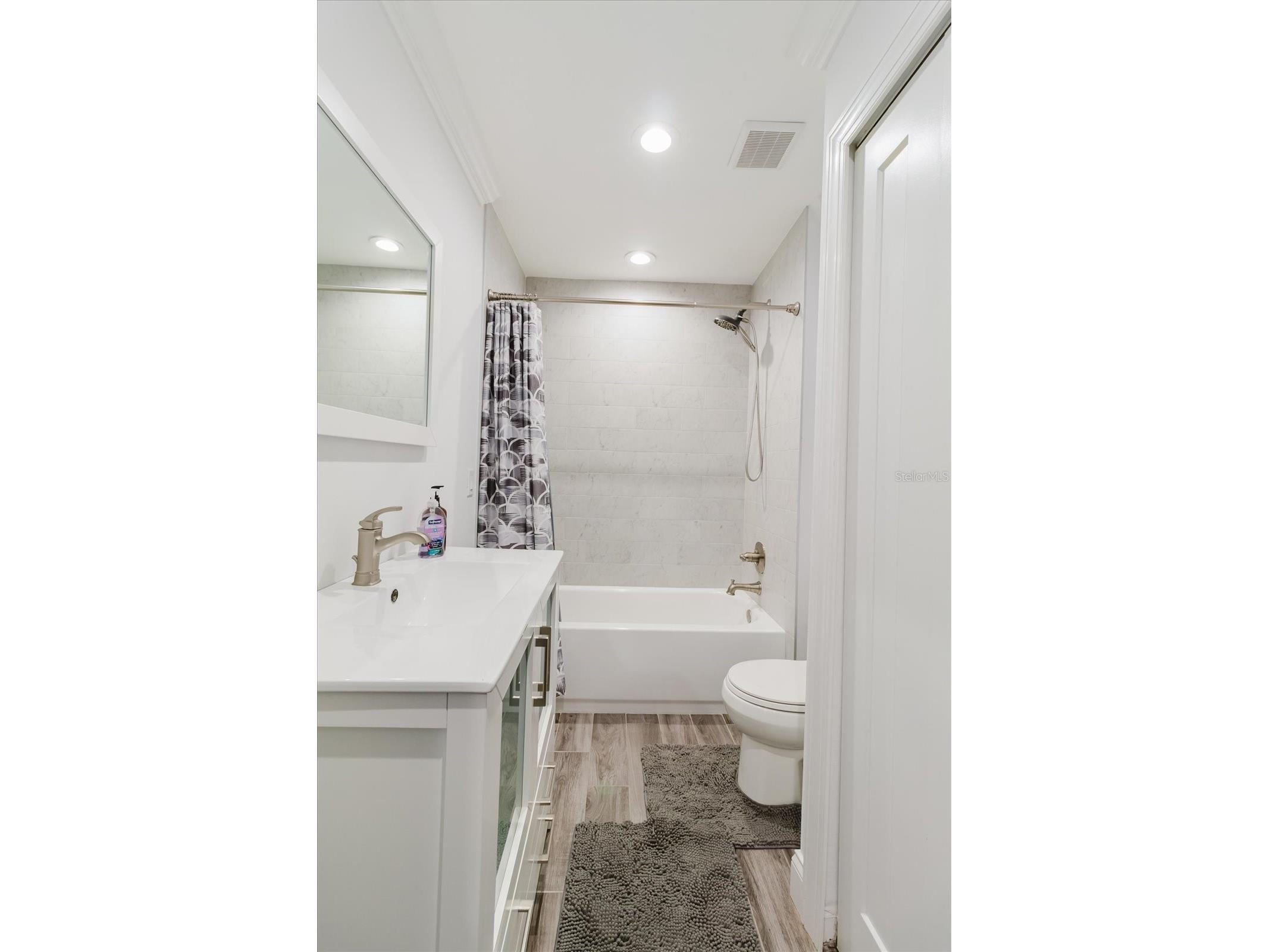 2073 Skimmer Court W #222 Clearwater FL 33762 TB8529516 image39