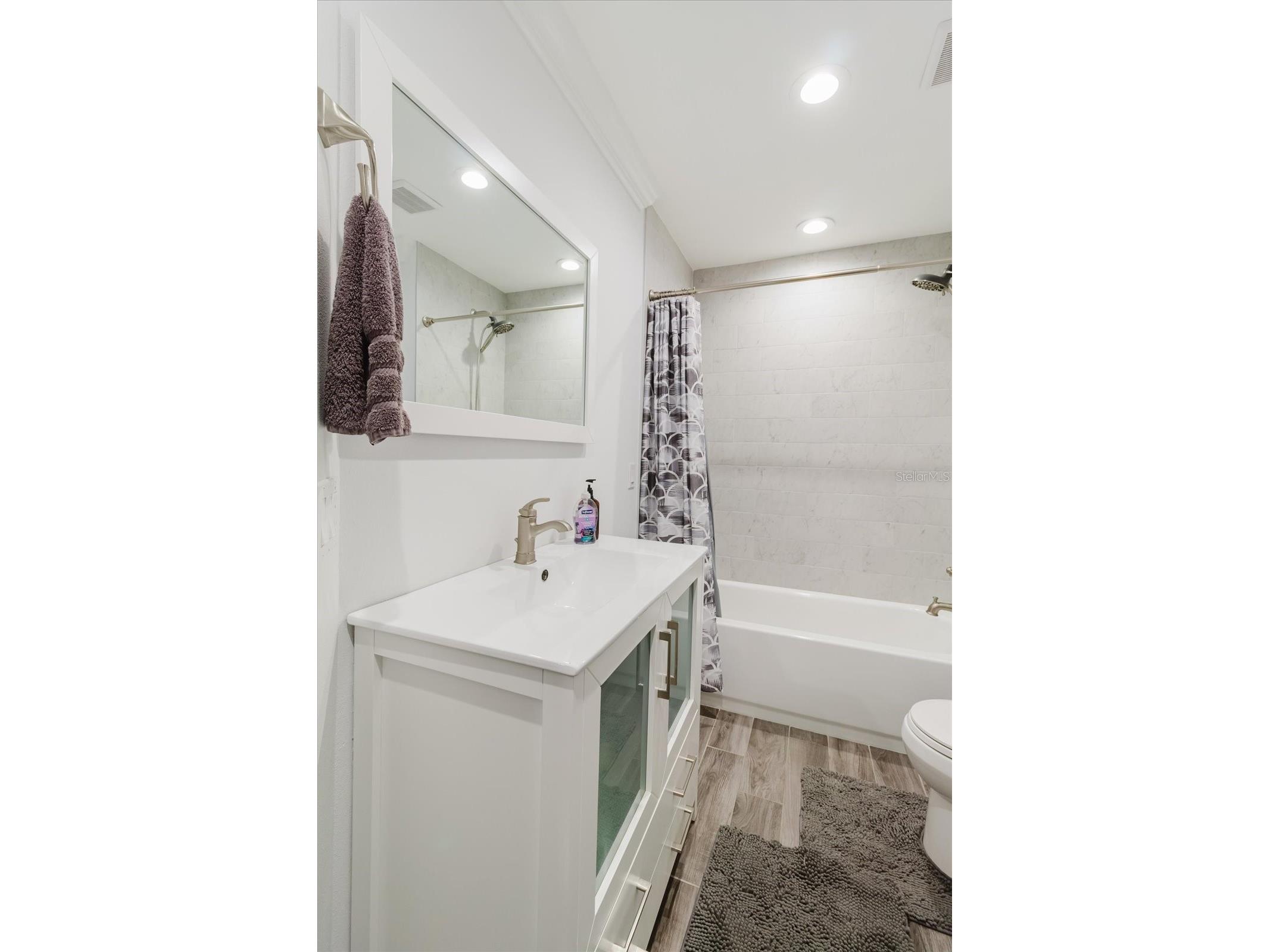 2073 Skimmer Court W #222 Clearwater FL 33762 TB8529516 image40