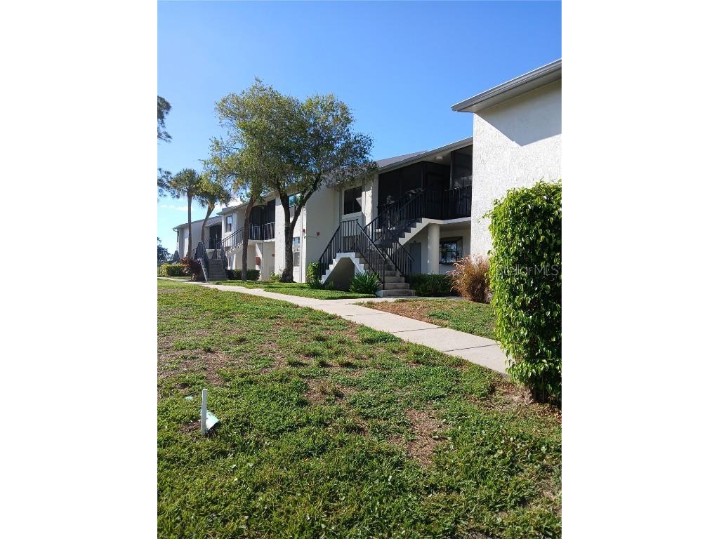 2073 Skimmer Court W #226 Clearwater FL 33762 U8247092 image1