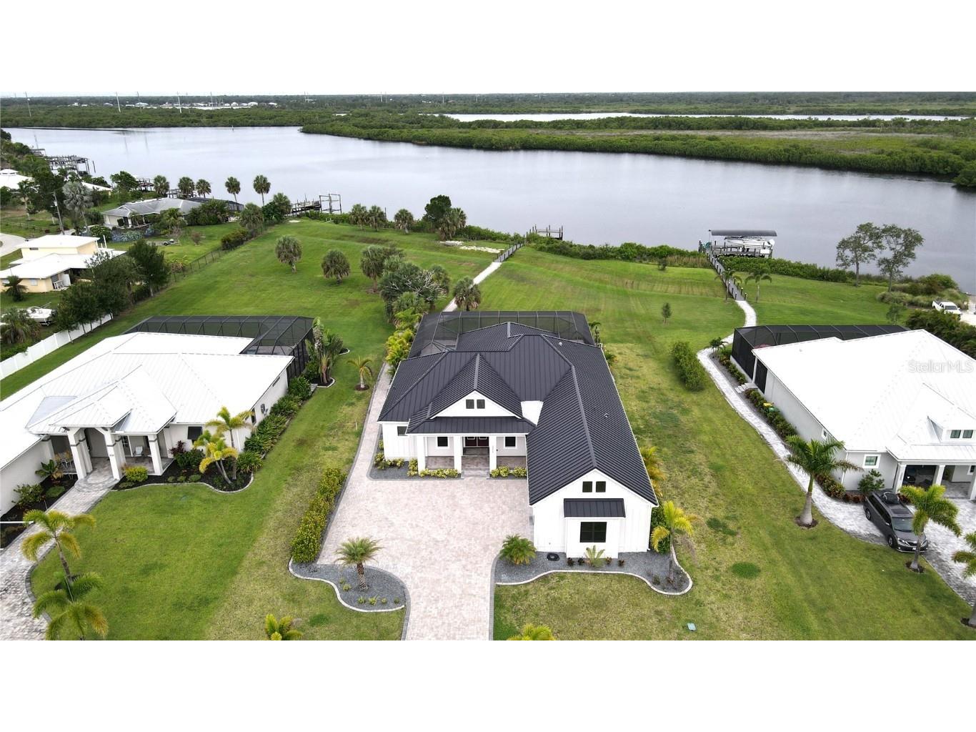 2073 Treasure Lane Punta Gorda FL 33982 - PEACE RIVER C7511814 image1