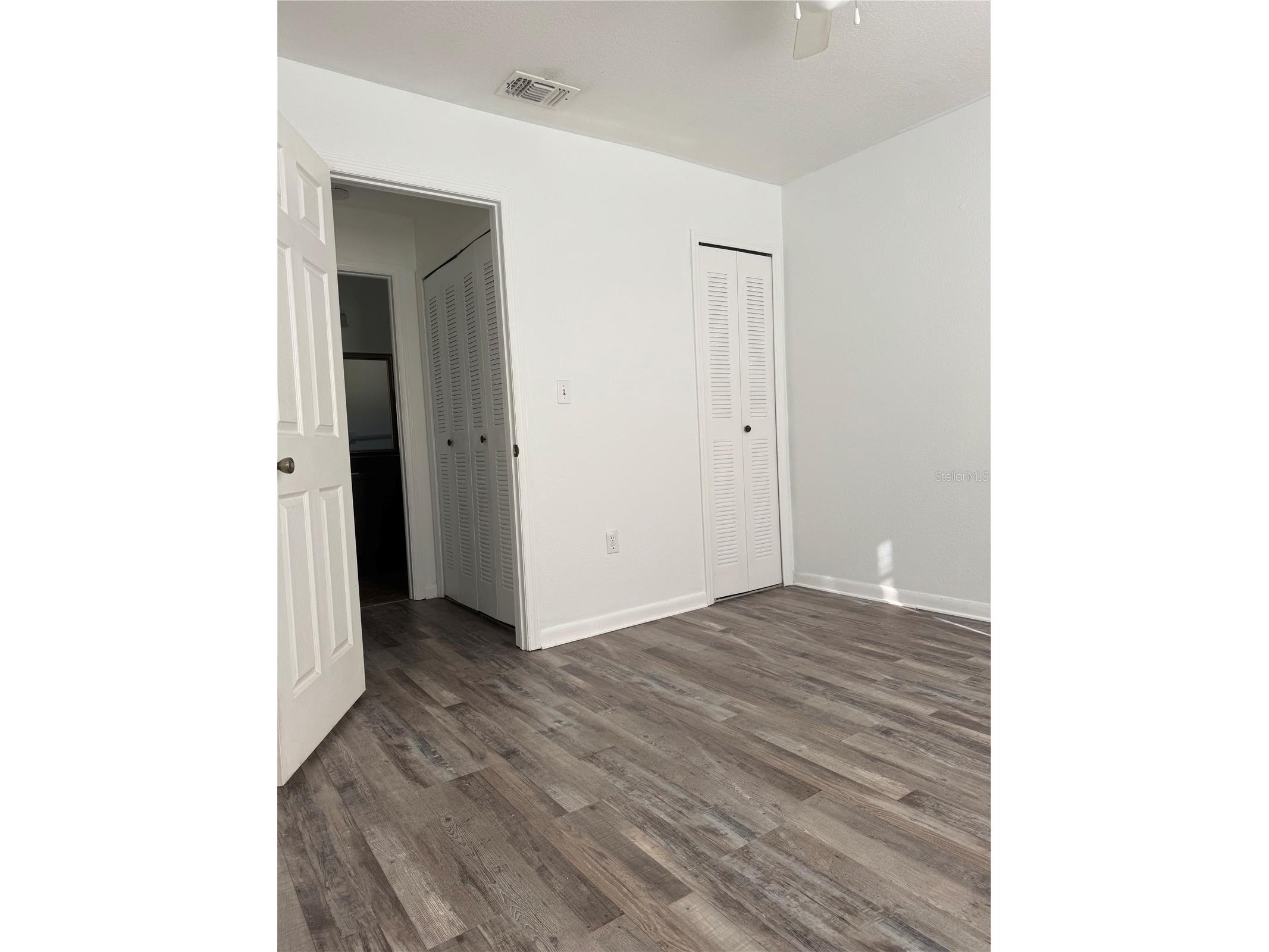 2074 Dodge Street Clearwater FL 33760 TB8491752 image9