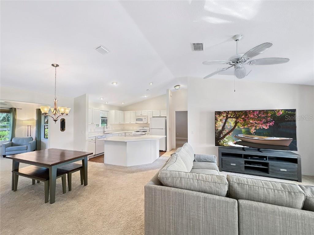 2074 Harston Trail The Villages FL 32162 OM710298 image8