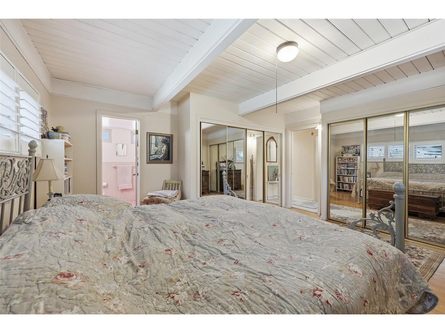 2074 NW 11th Road Gainesville FL 32605 GC537601 image19