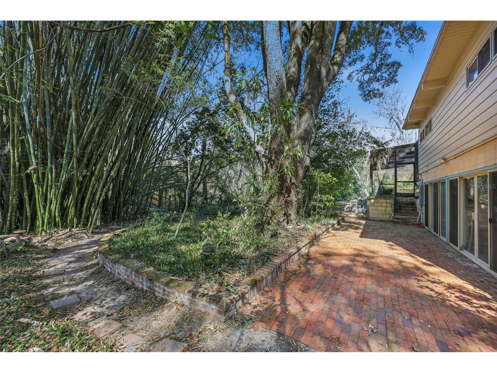 2074 NW 11th Road Gainesville FL 32605 GC537601 image40