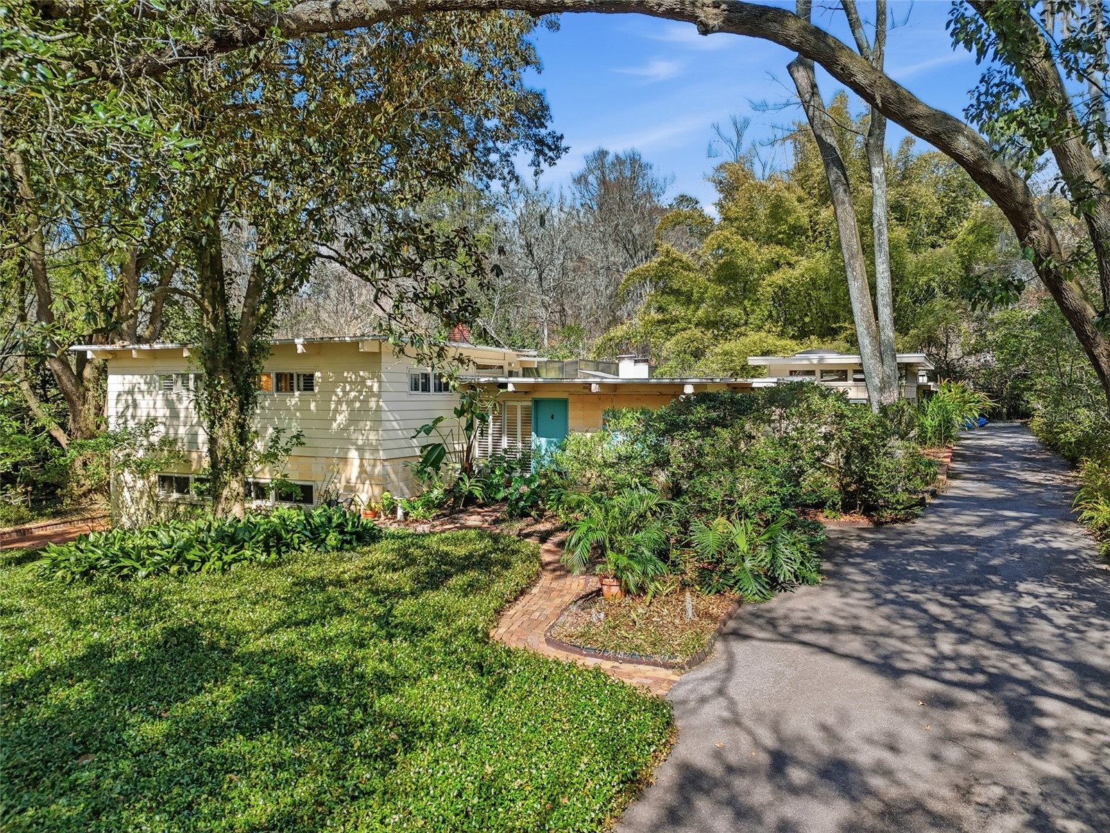 2074 NW 11th Road Gainesville FL 32605 GC537601 image53