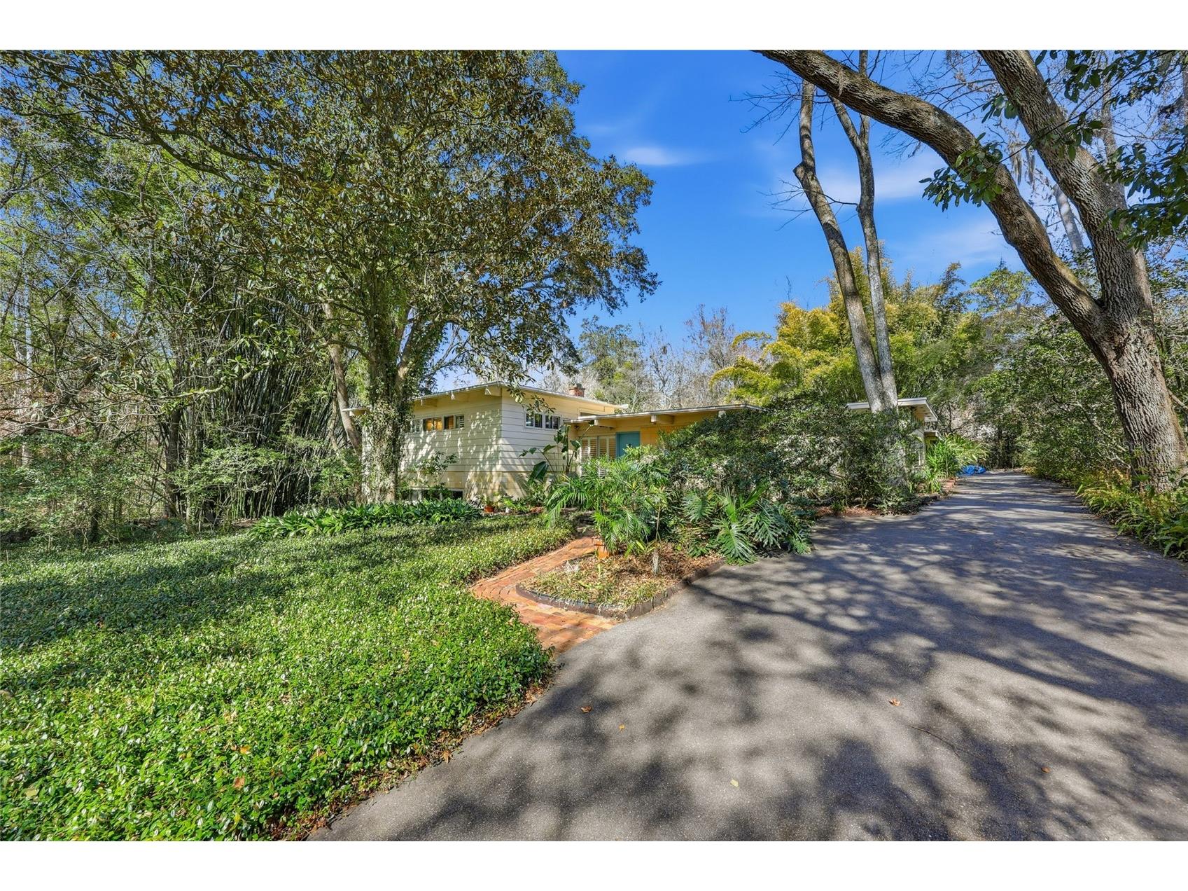 2074 NW 11th Road Gainesville FL 32605 GC537601 image56