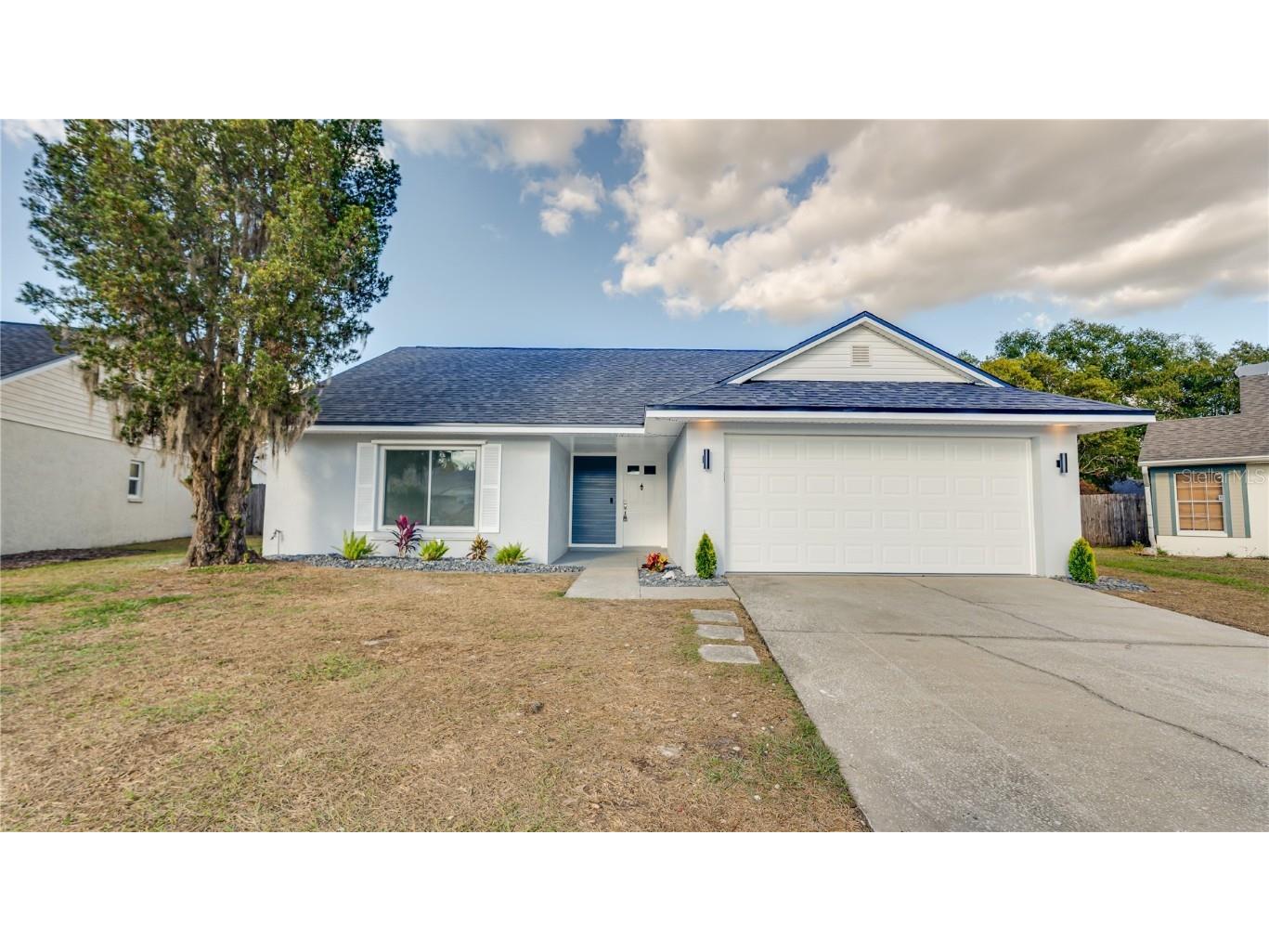 2074 Shadow Pine Drive Brandon FL 33511 TB8456461 image1
