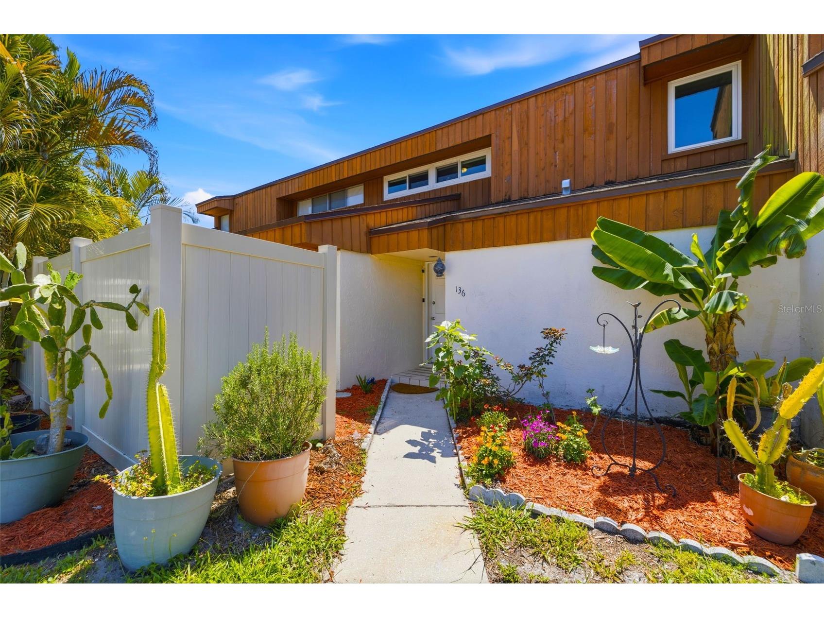 2074 Sunset Point Road #136 Clearwater FL 33765 TB8513566 image1