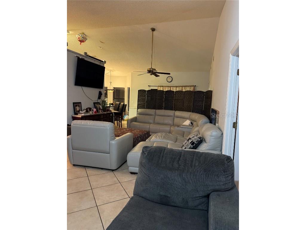 2074 Wenthworth Circle Apopka FL 32703 O6343202 image2