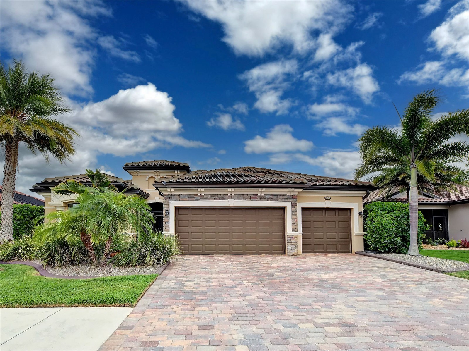 20745 Granlago Drive Venice FL 34293 N6144581 image2