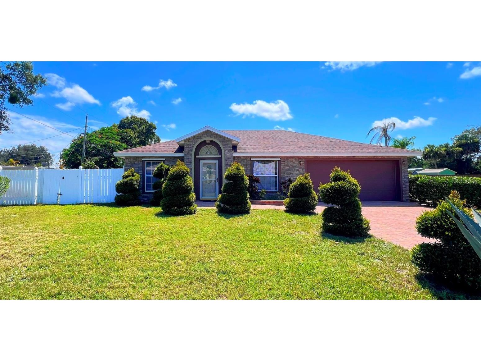 2075 4th Avenue SW Vero Beach FL 32962 U8249110 image1