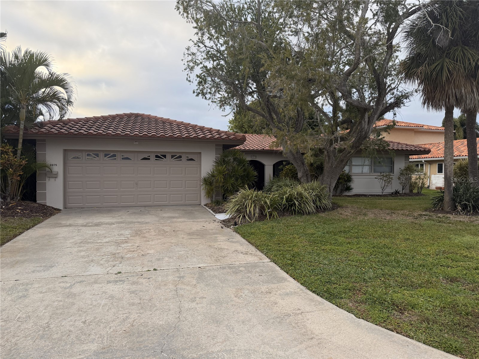 2075 Kansas Avenue NE Saint Petersburg FL 33703 - TAMPA BAY TB8469365 image1