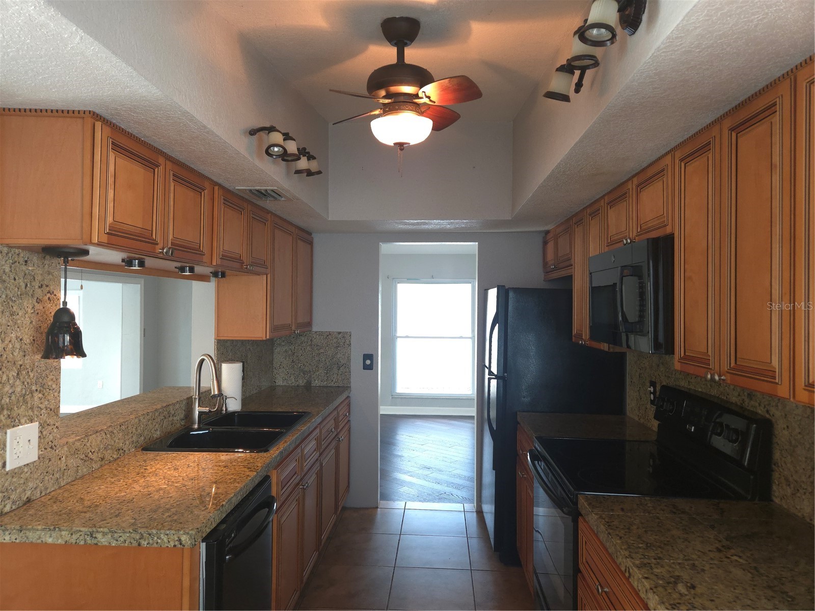2075 N Keene Road Clearwater FL 33755 - MONTCLAIR LAKE TB8477685 image4