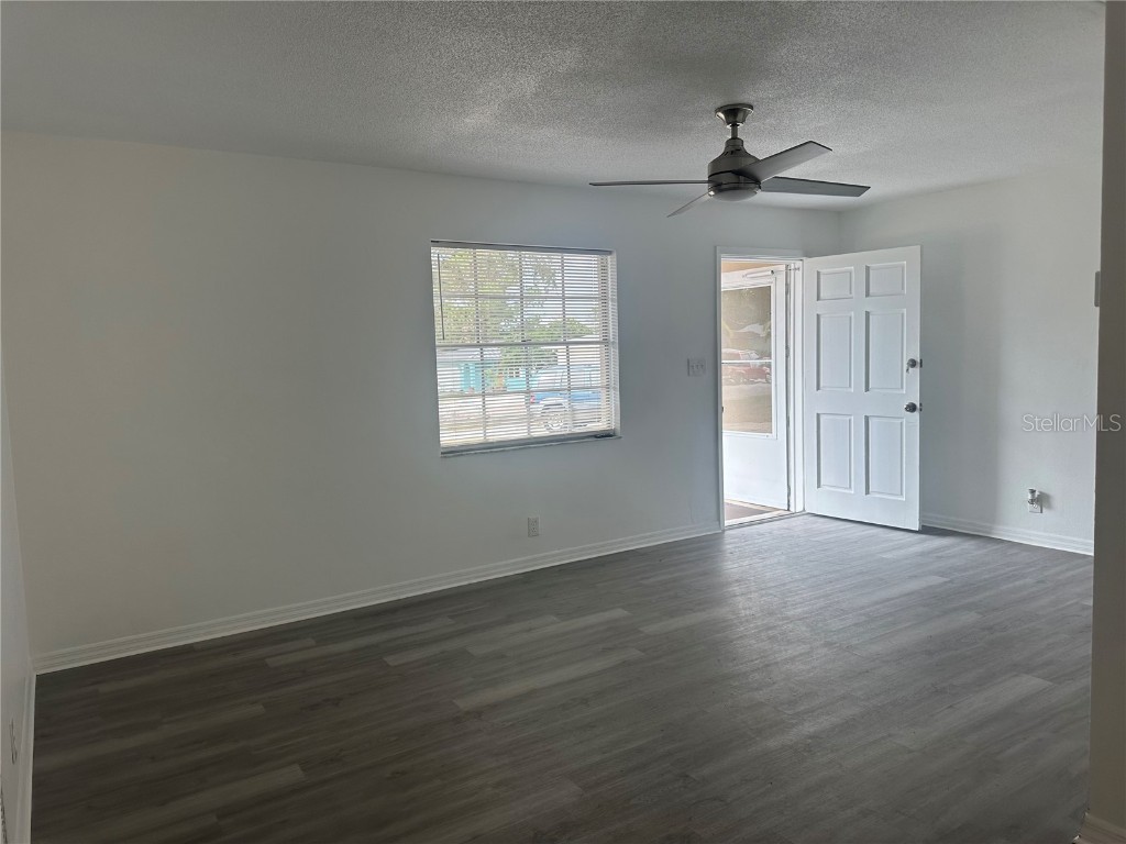 2075 Plateau Road Clearwater FL 33755 TB8452639 image2