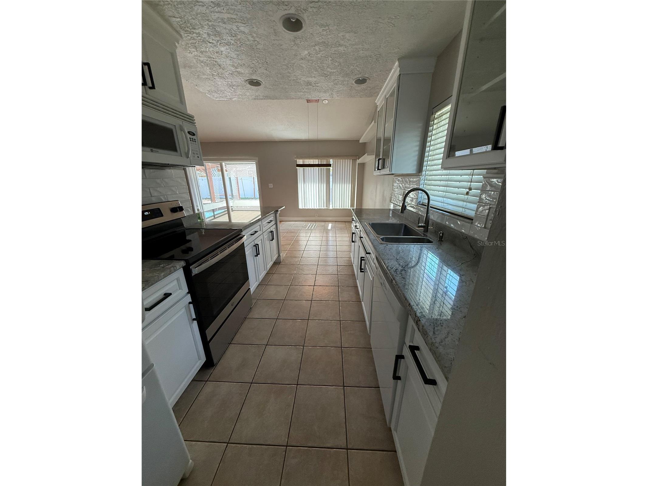 2075 Shadow Pine Drive Brandon FL 33511 TB8460547 image15