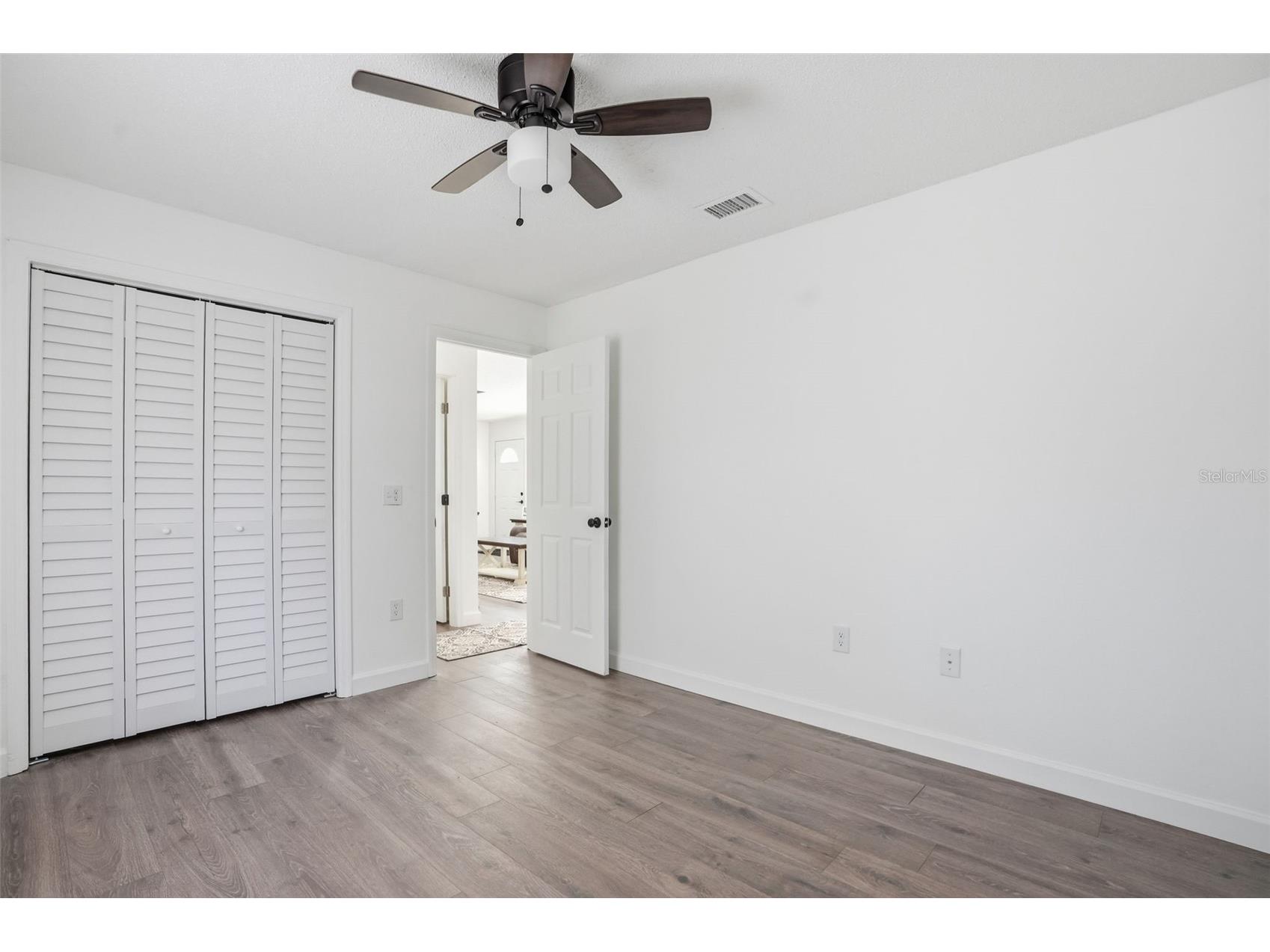 2076 Landover Boulevard Spring Hill FL 34608 W7883704 image25
